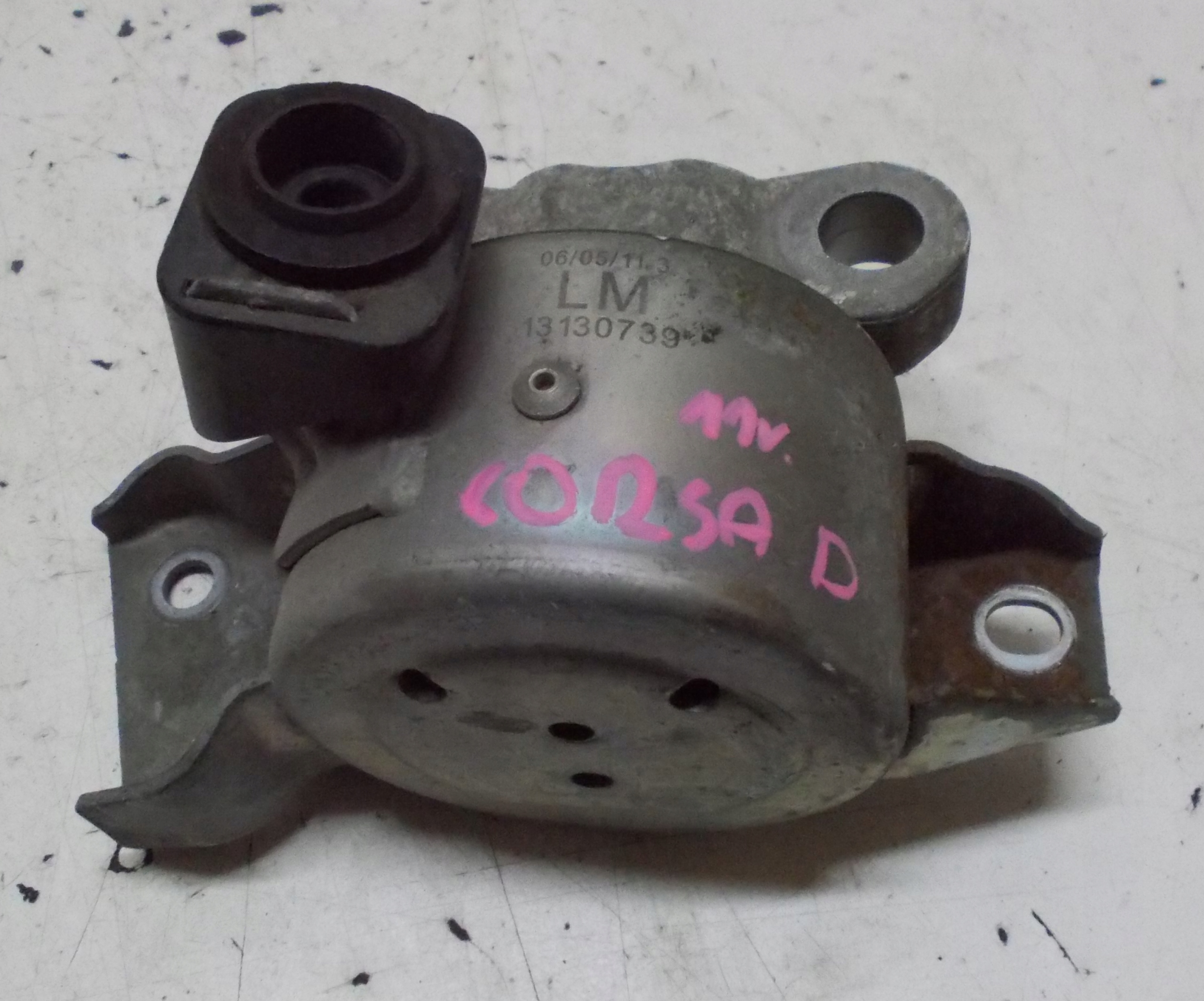 OPEL CORSA D 11R 3D airbag engine mount 13130739