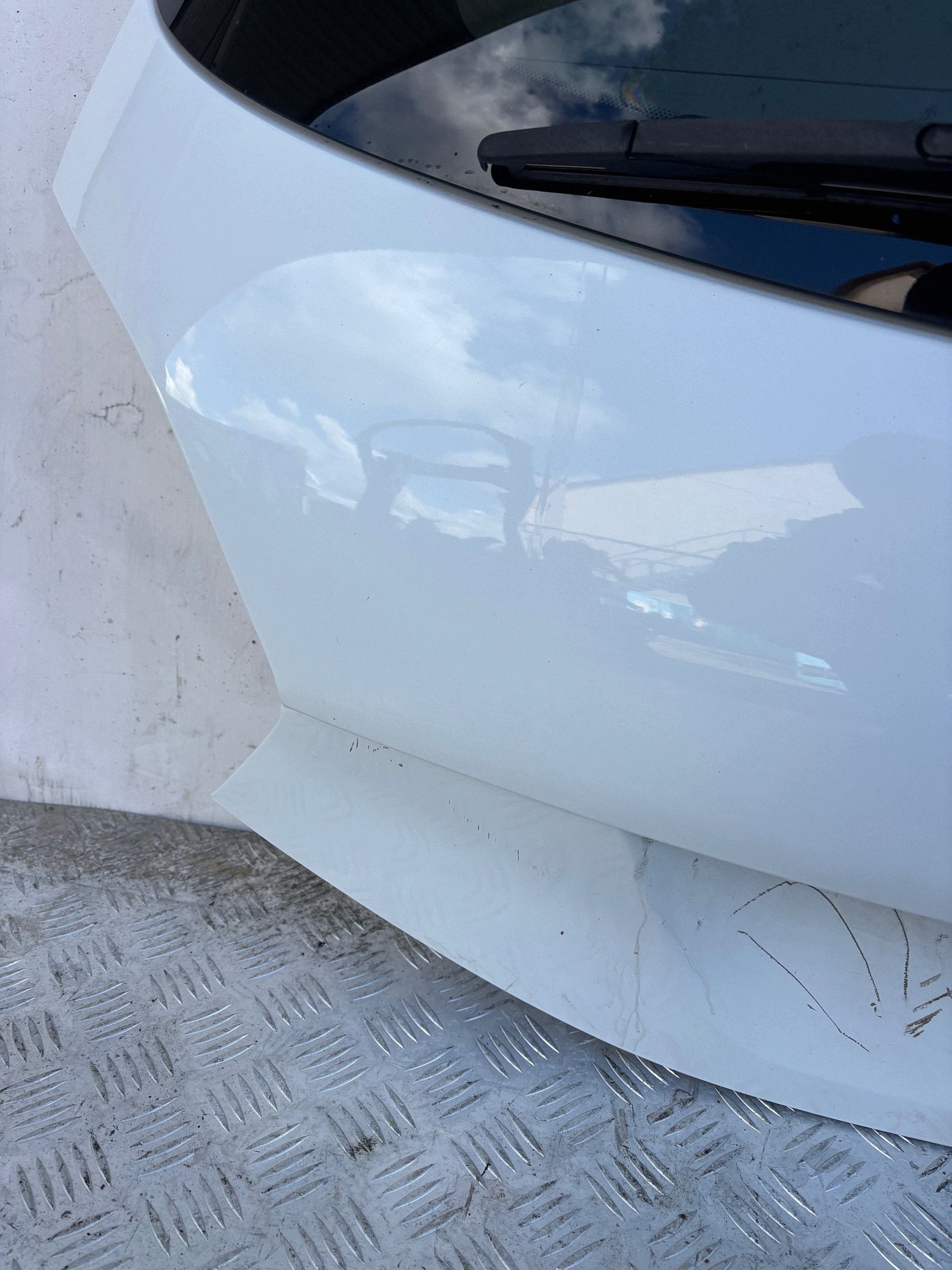 boot doors boot PEUGEOT 208 and 12