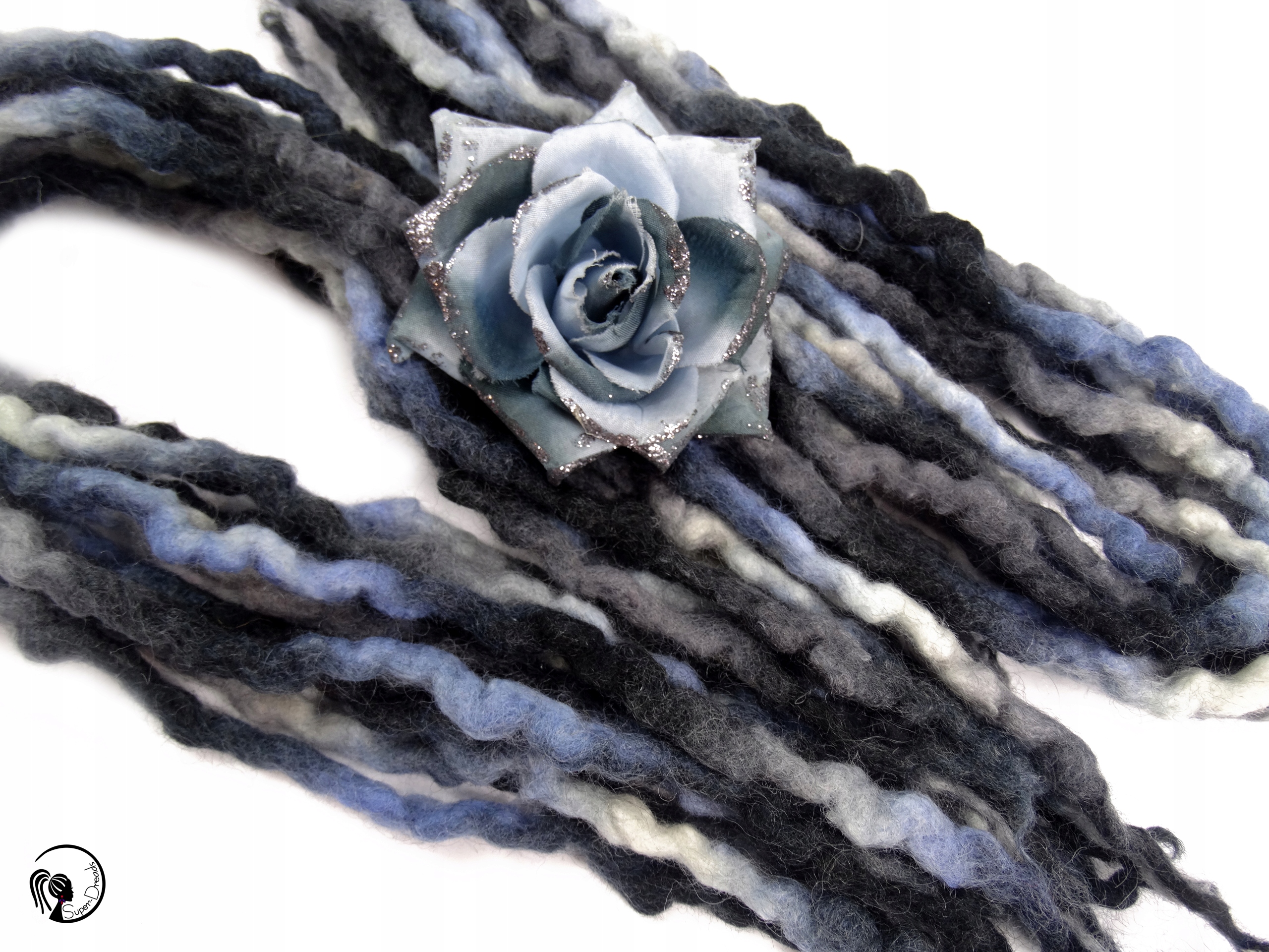 Dredloky Vlněné Dredy, šedá modrá kudrnatá, Zamračené Nebe, 40 kusů