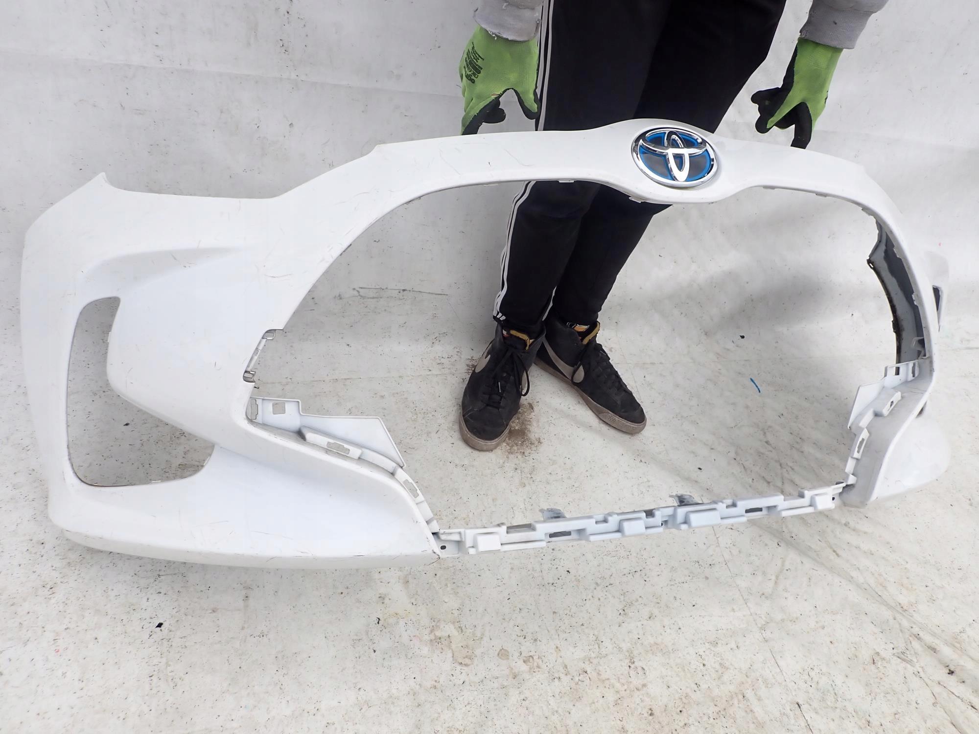 TOYOTA YARIS IV 4 20-> bumper front front