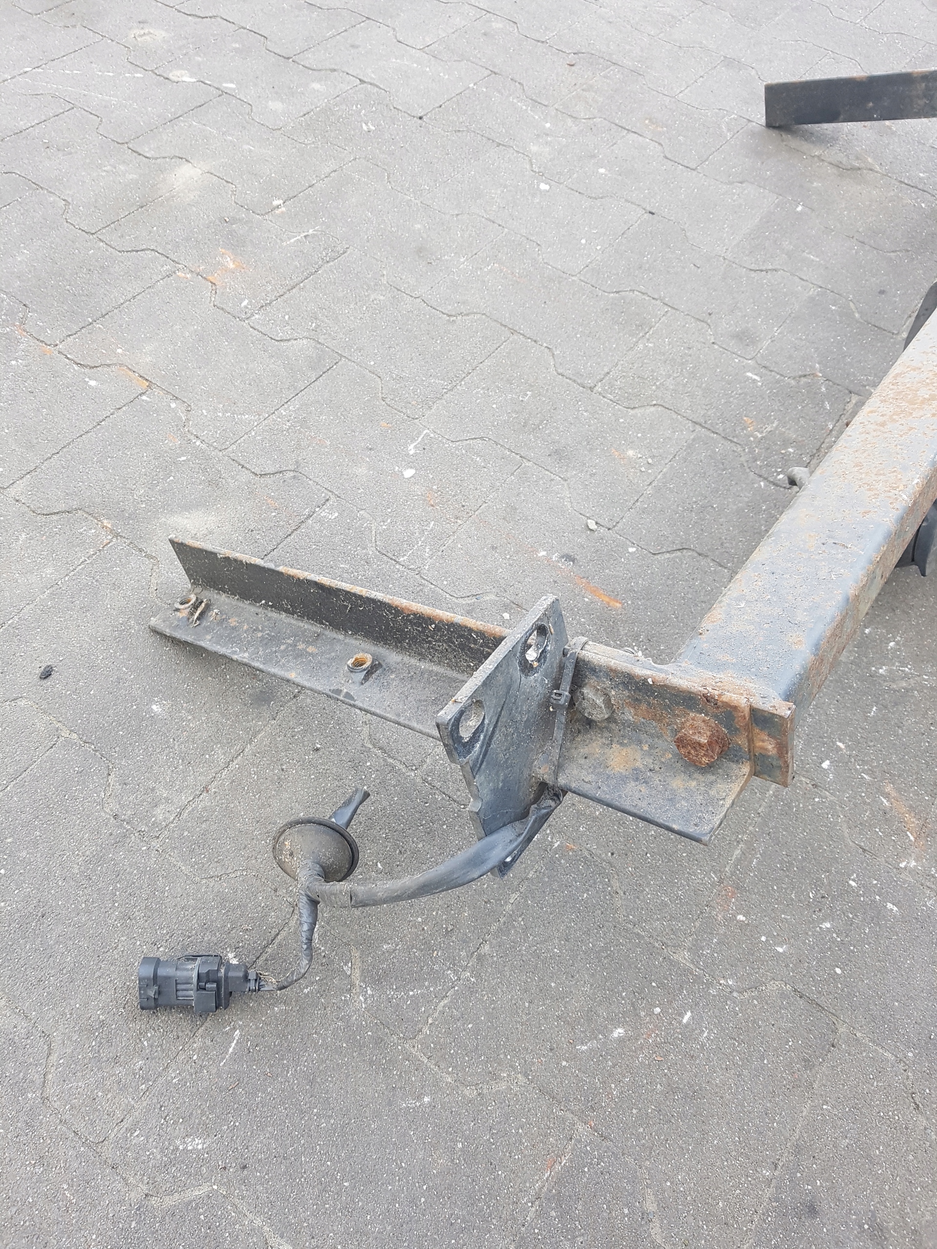 HAK OPEL ASTRA H 027401 AUTO HAK KOMBI