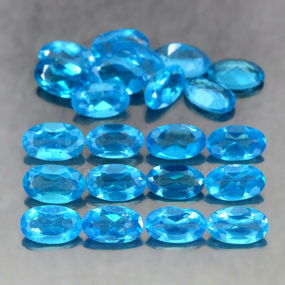 Přírodní kameny apatity 4.93ct 22 kusů