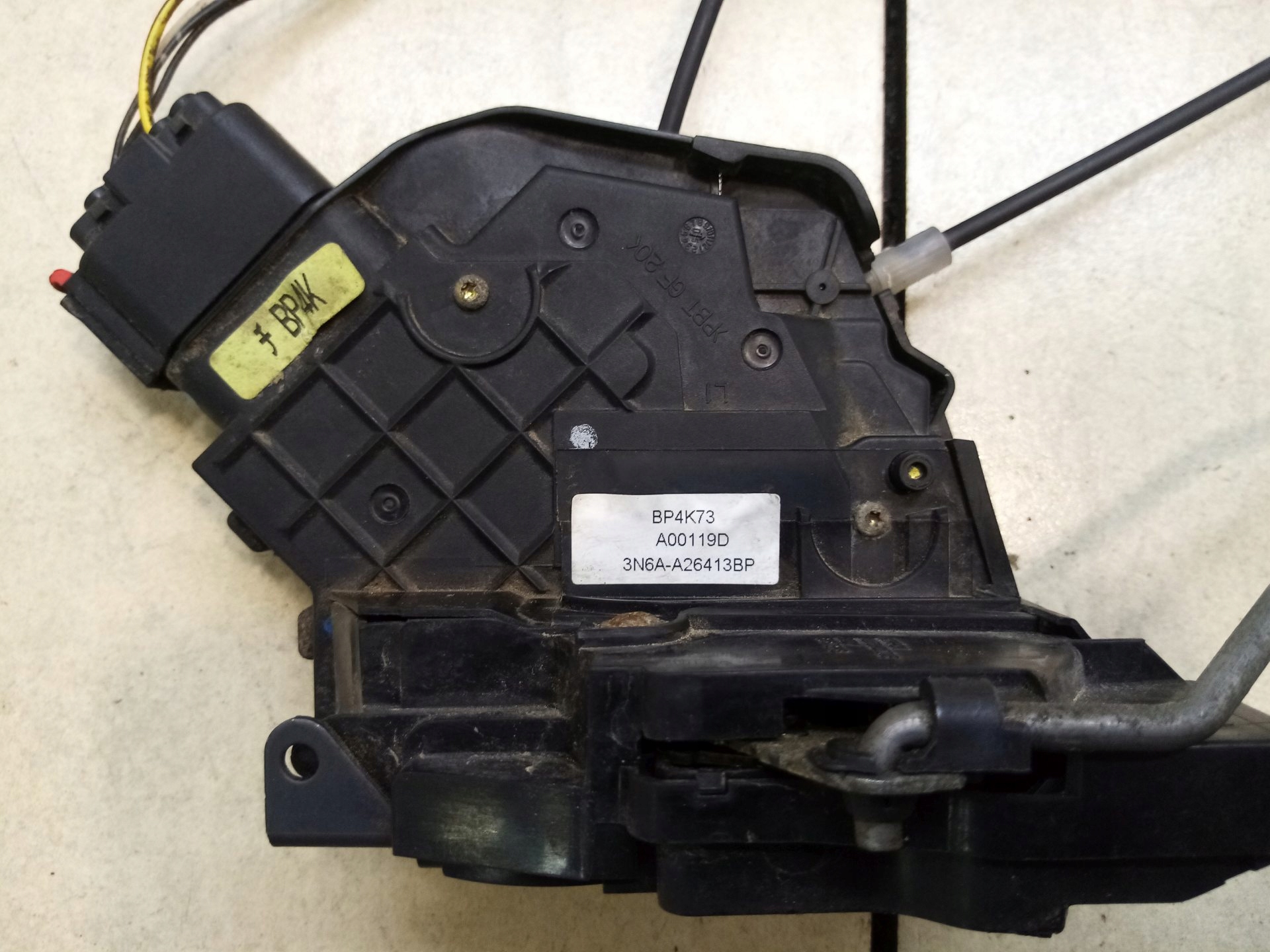 lock door left rear part MAZDA 3 1.6 TDCI A00119D