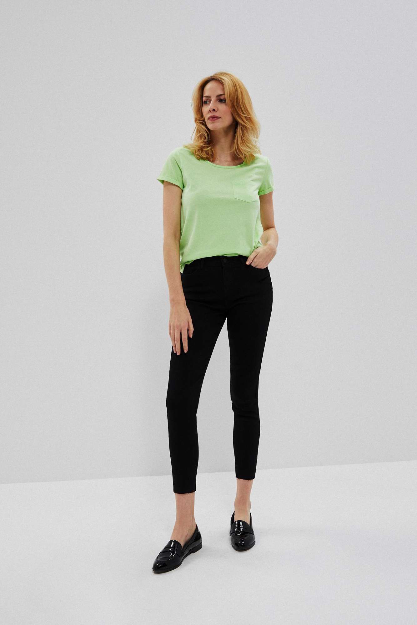 

Jeansy medium waist M od Moodo
