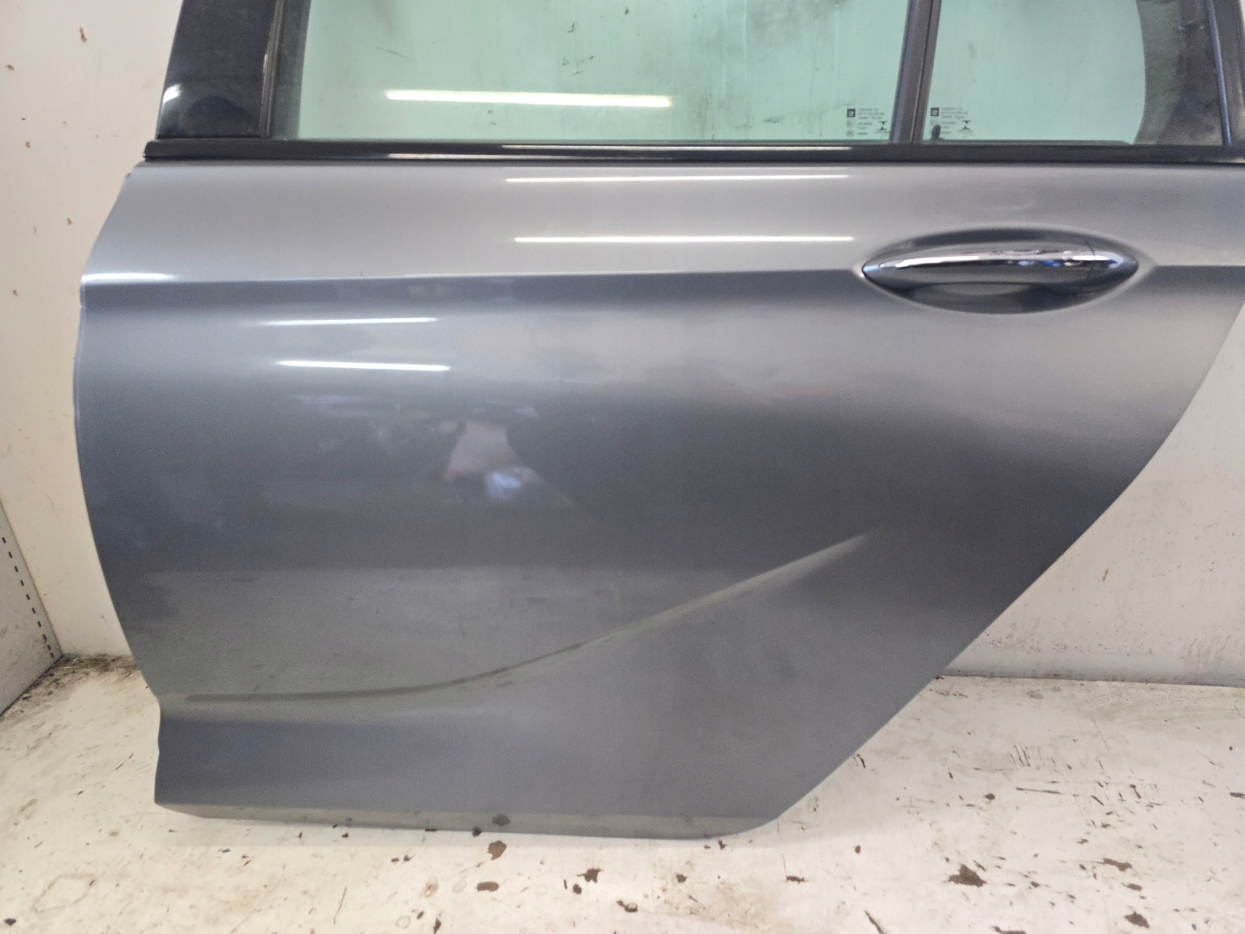 OPEL INSIGNIA B HB door left rear part left rear. Z10B