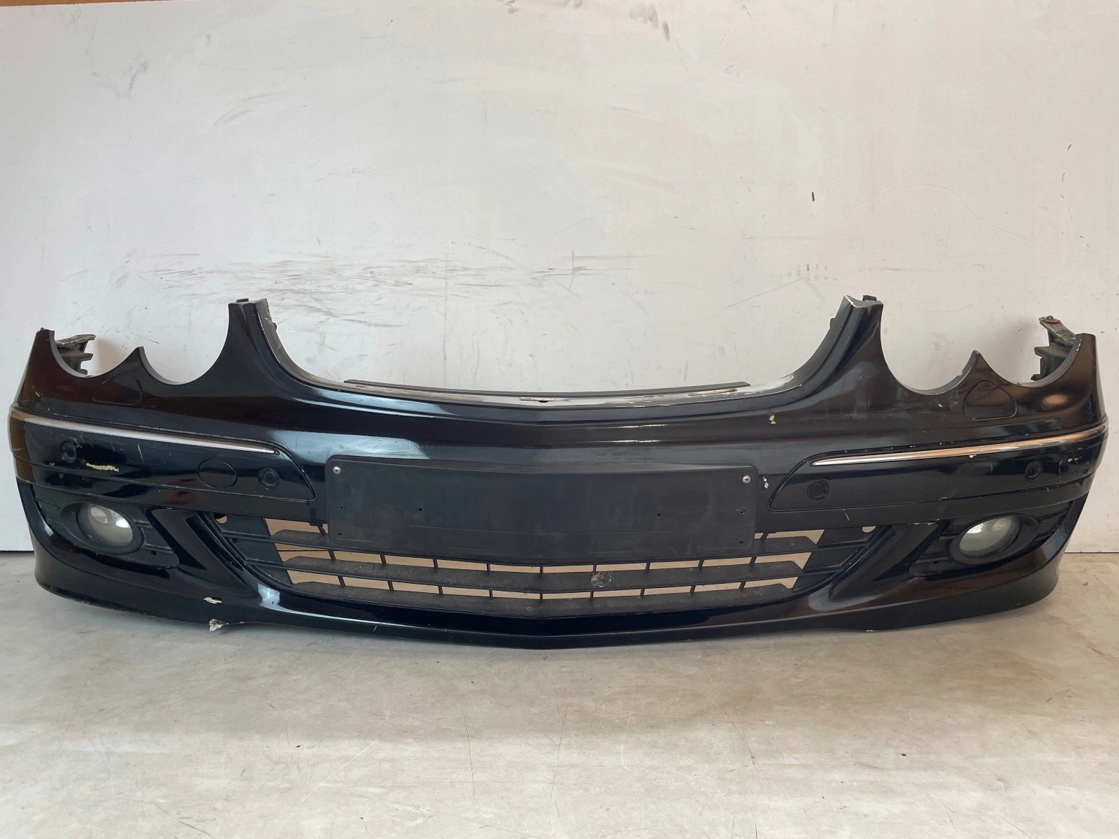complete bumper front front Mercedes E-Klasa W211 6xPDC washers