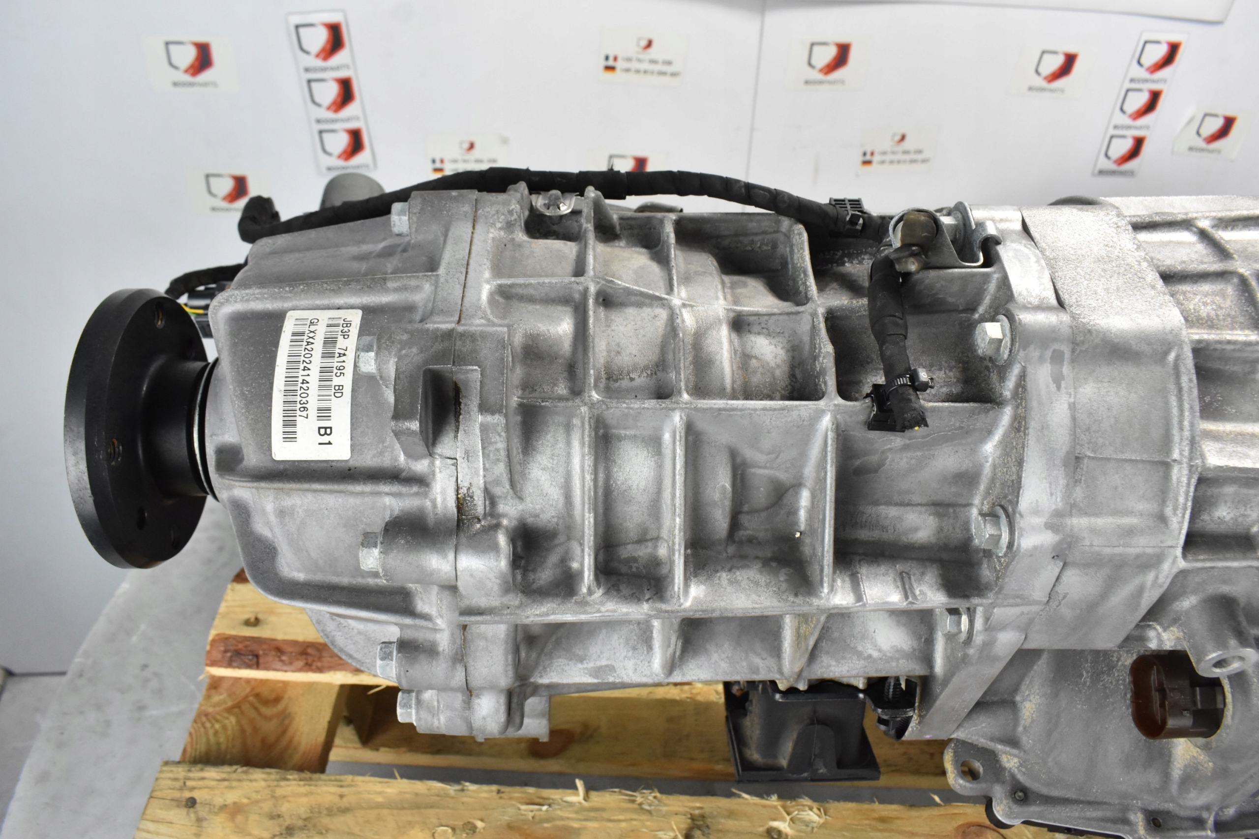 SKRZYNIA AUTOMAT REDUKOTOR JB3P-7A195-BD JB3P-7000-PE FORD RANGER IV 2.0D Numery katalogowe zamienników T10R80