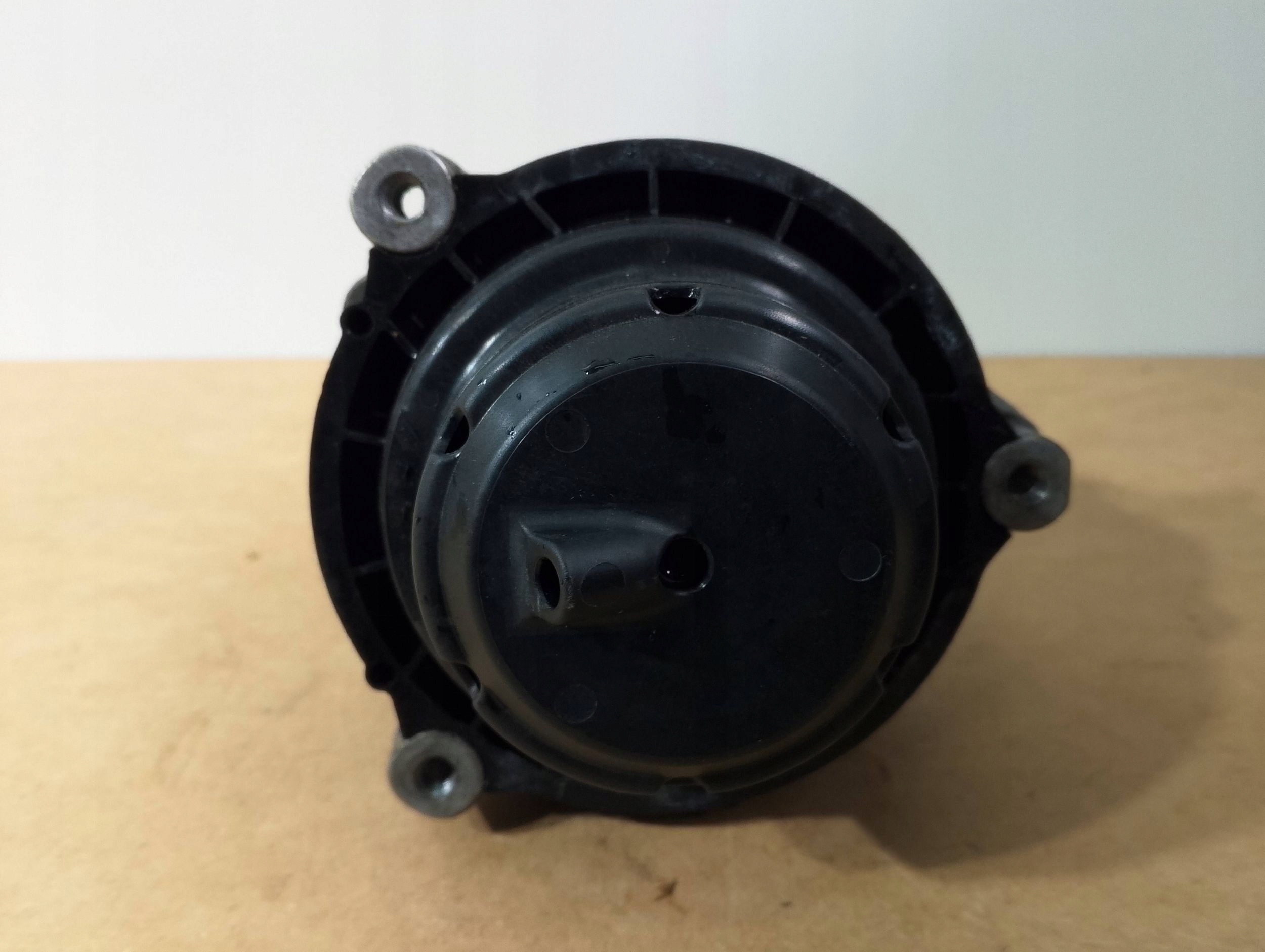 BMW 3 G20 G21 G22 G26 engine mount left 758231902 (N128)