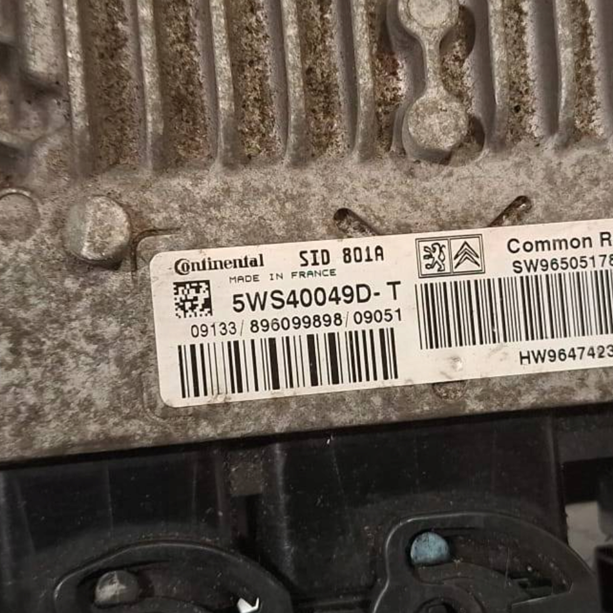 control unit of the engine computer 5WS40049DT Citroen Peugeot 2.0 HDI