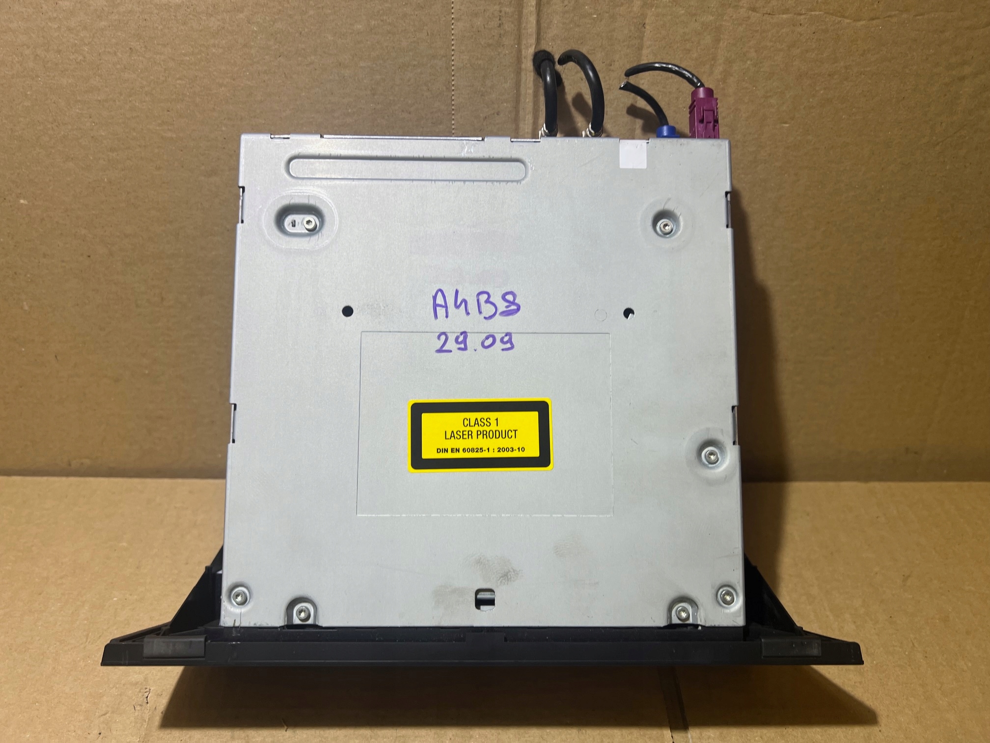 AUDI A5 S5 8T A4 B8 Q5 8R navigation player MULTIMEDIA 8T2035670D