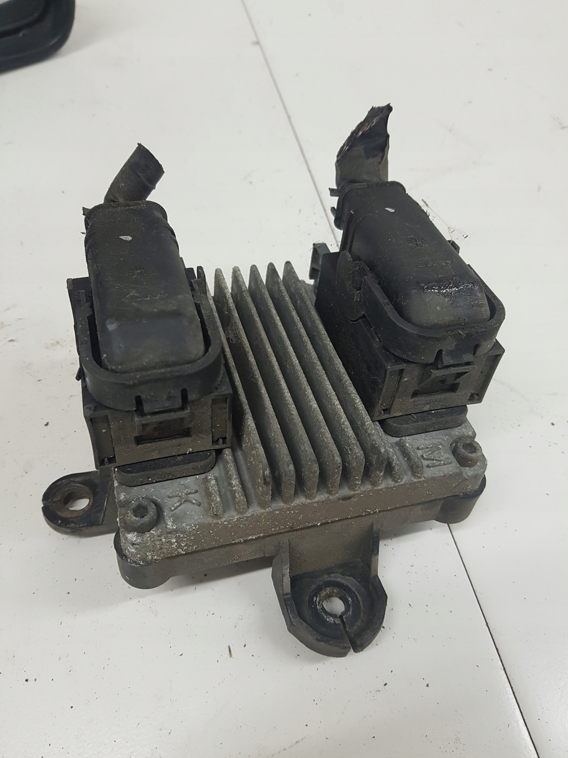 computer of the engine control unit CHEVROLET AVEO M03MK0XAHF4038