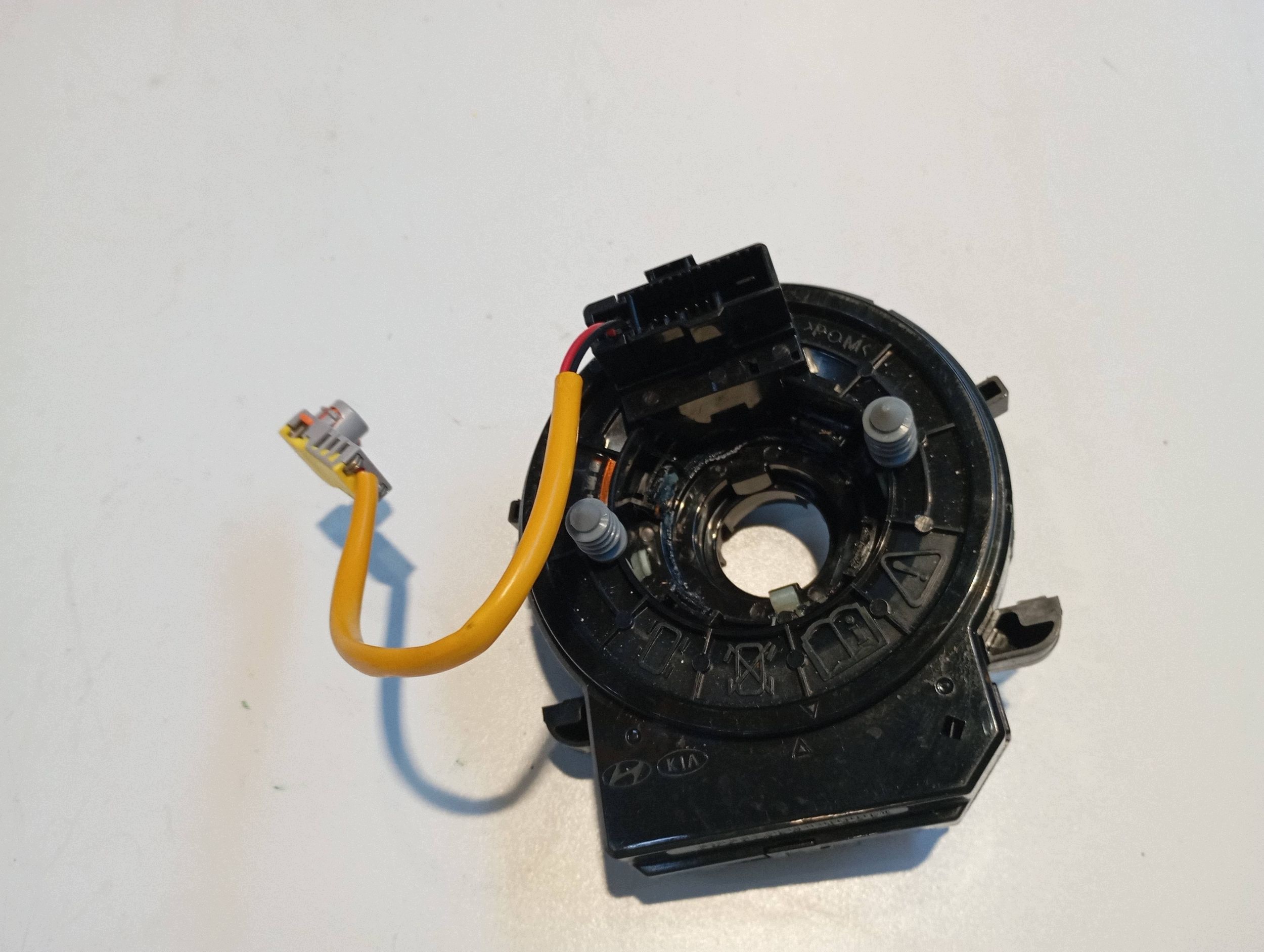 ring below steering wheel, KIA SPORTAGE IV 934801Y000