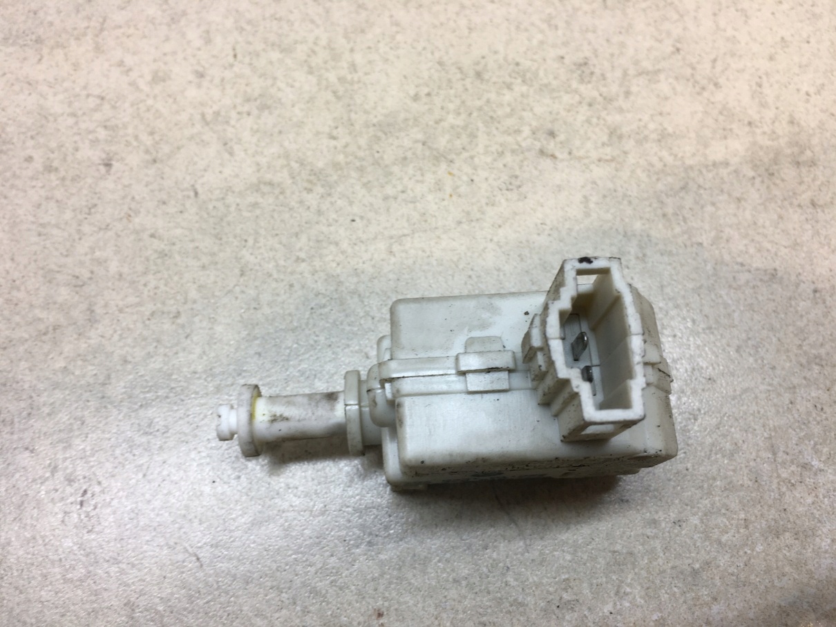 amortizer vratašca goriva PASSAT B6 3C0810773