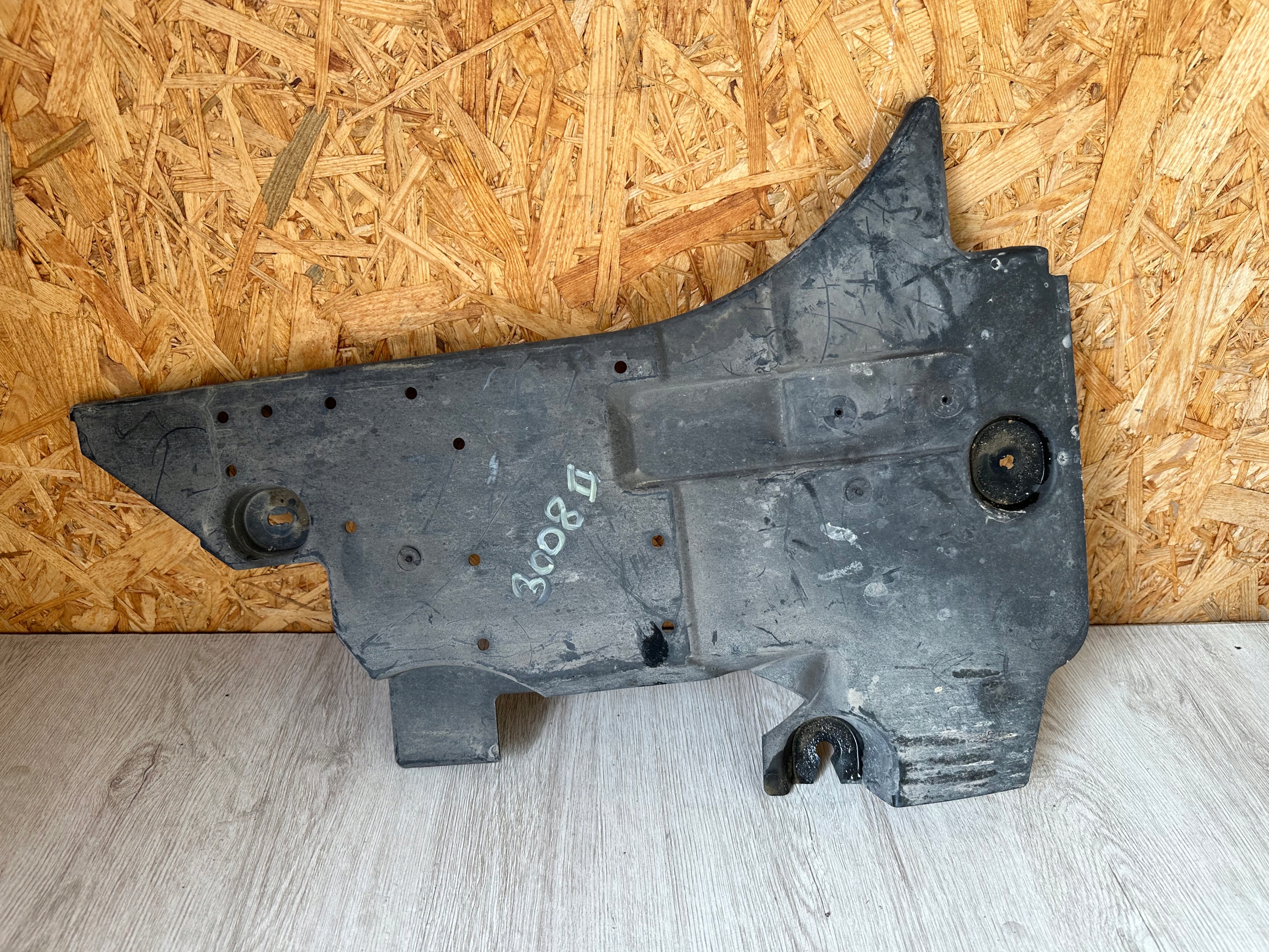 COVER CHASSIS LEFT REAR PART PEUGEOT 3008 II