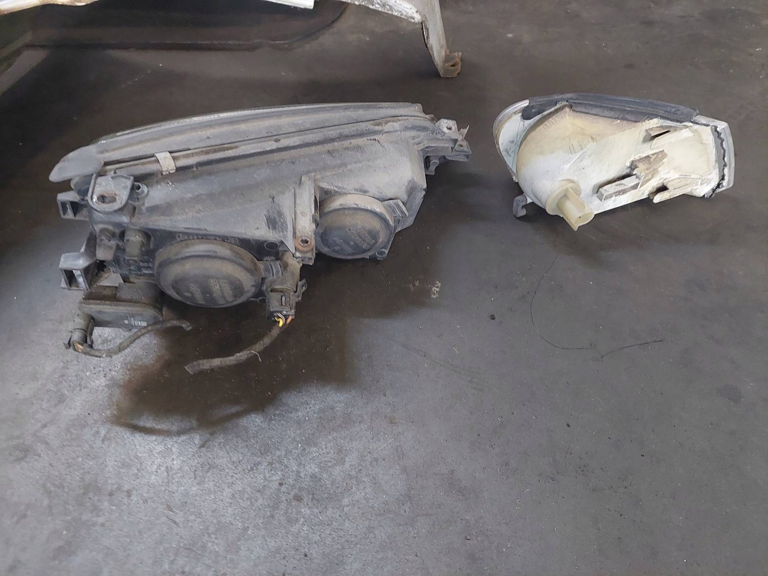 complete front bonnet bumper light OPEL VECTRA B L147
