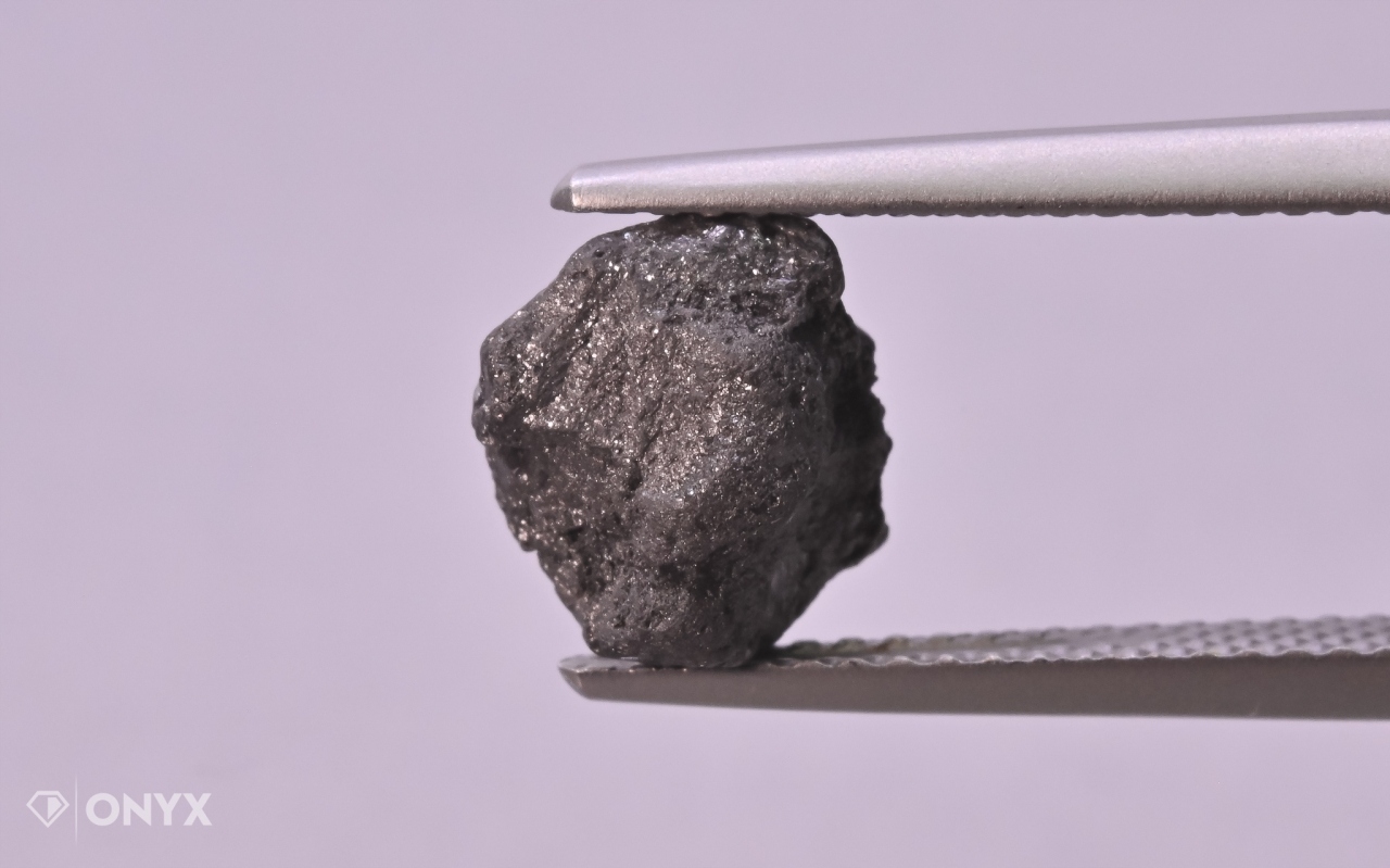 Diamant černá hrudka 8,5 x 7,5 mm