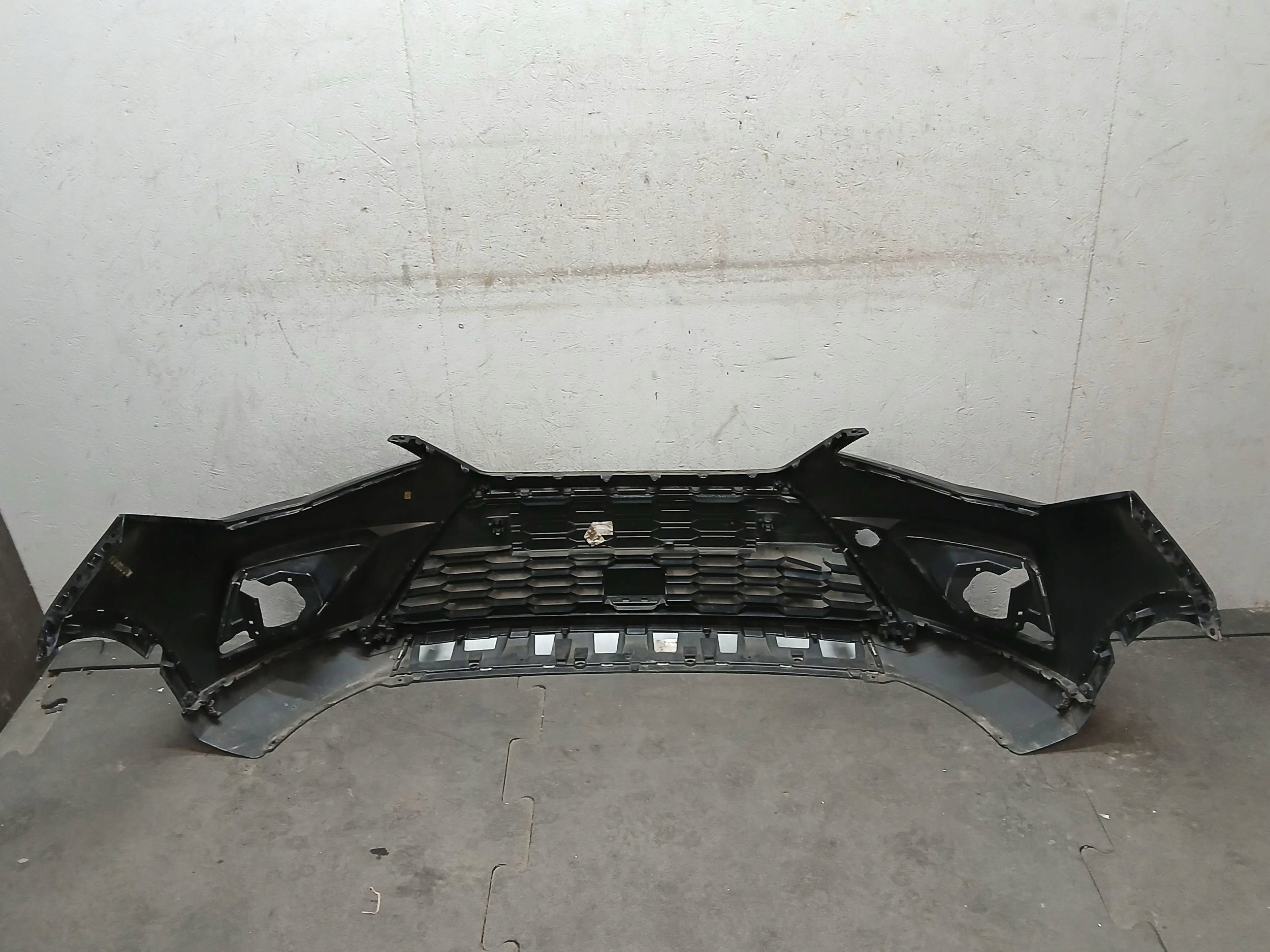 front bumper front Seat Arona