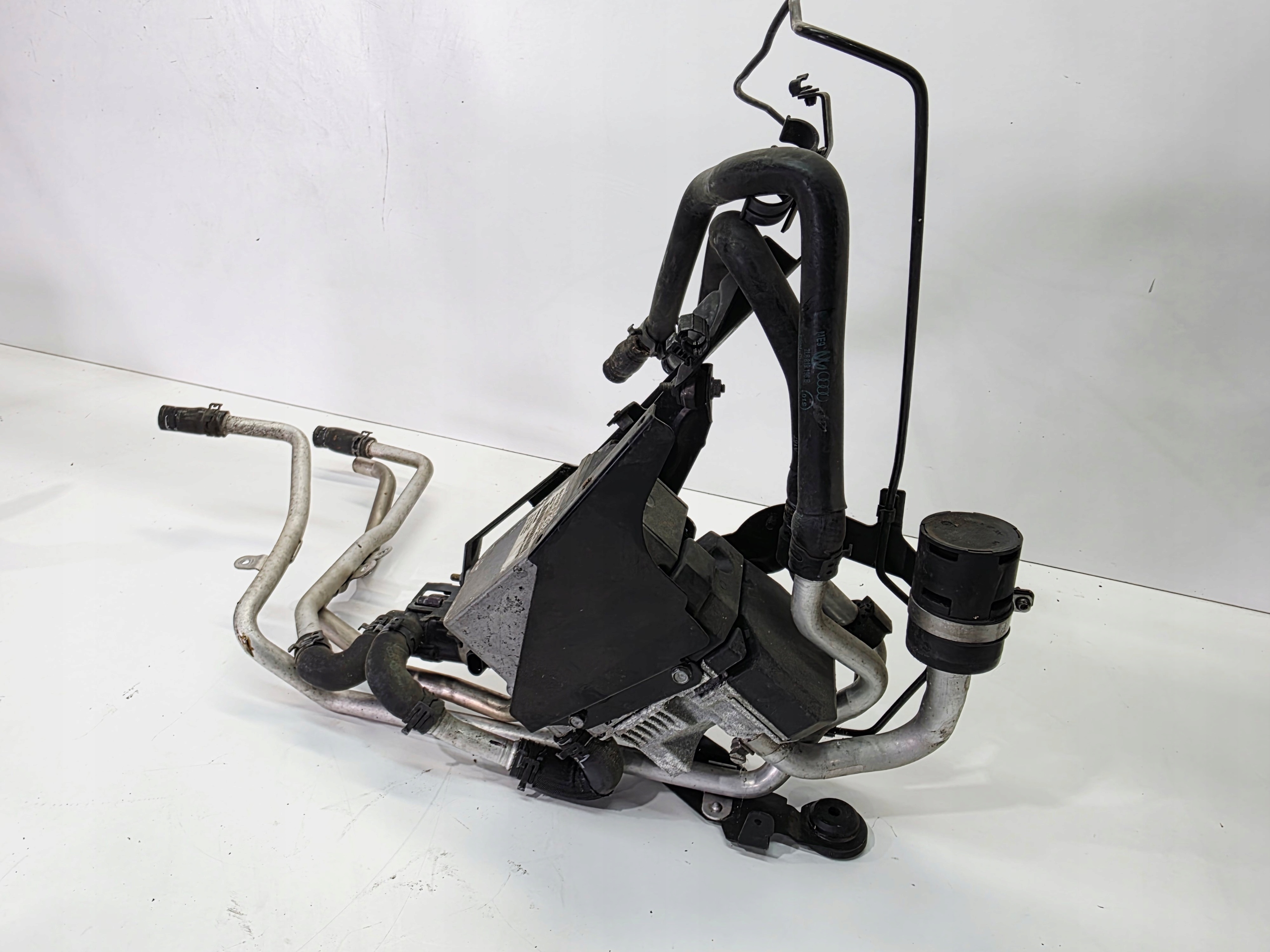 WEBASTO MOKRE DOGRZEWACZ AUDI Q7 4L 4L0815071D