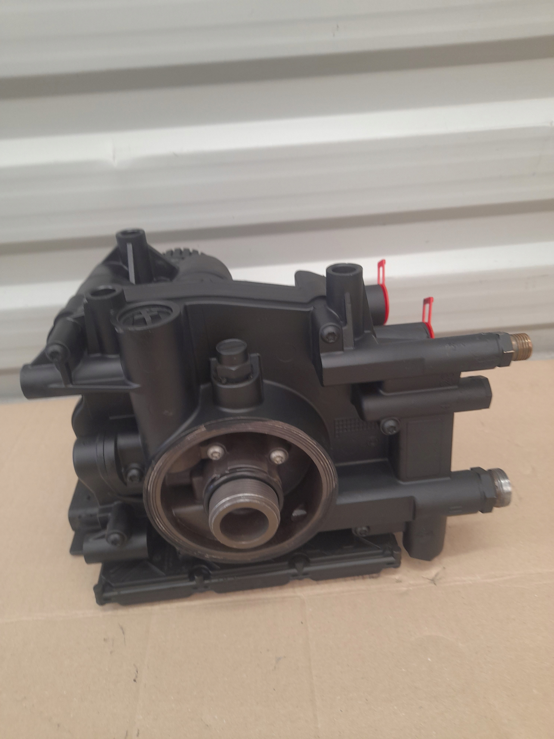 ZAWÓR OSUSACZ MERCEDES ACTROS MP4 HALDEX A0014463064 Typ samochodu Samochody ciężarowe