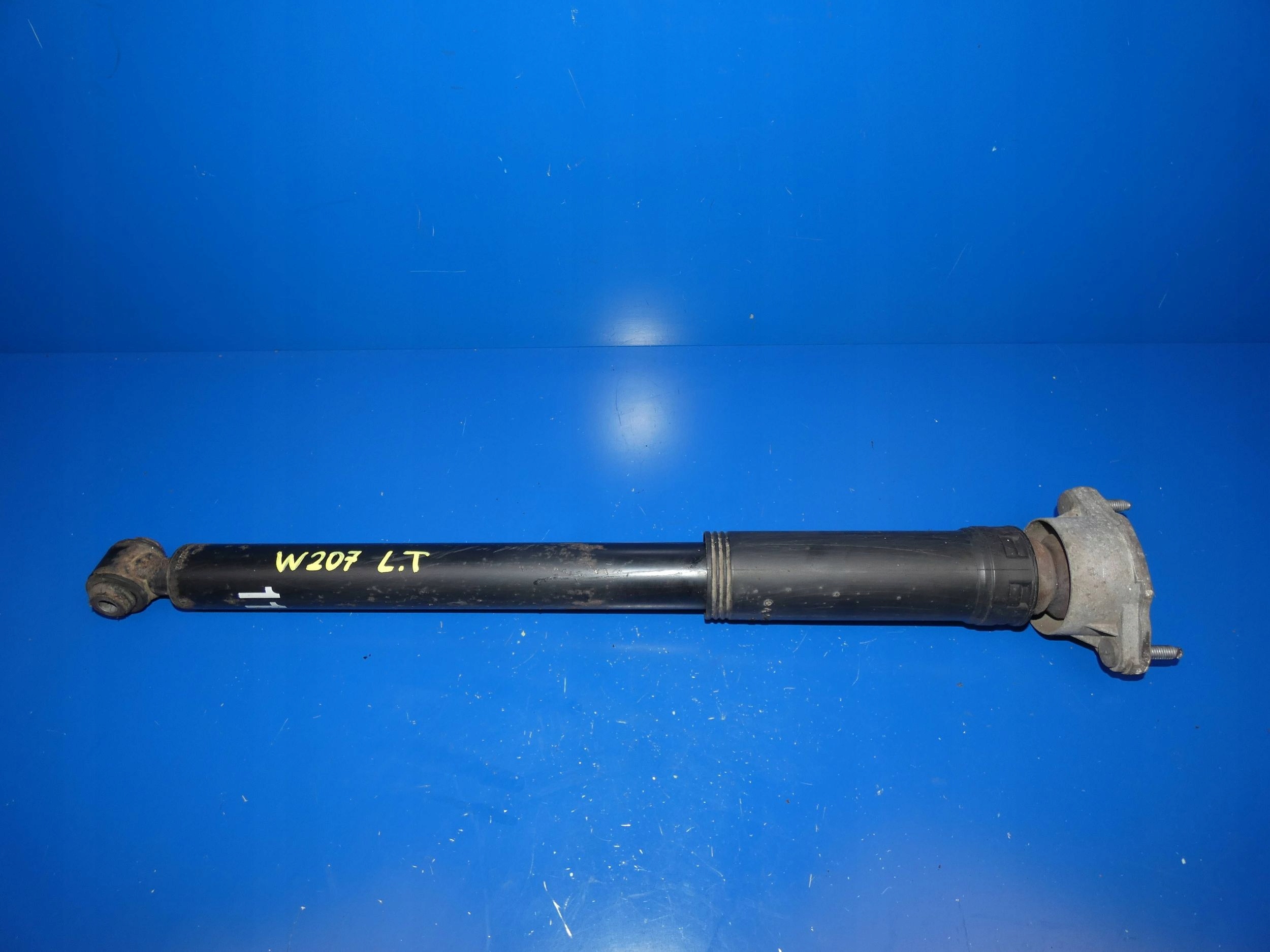 MERCEDES E KLASA W207 A207 COUPE CABRIO shock absorber left rear part rear