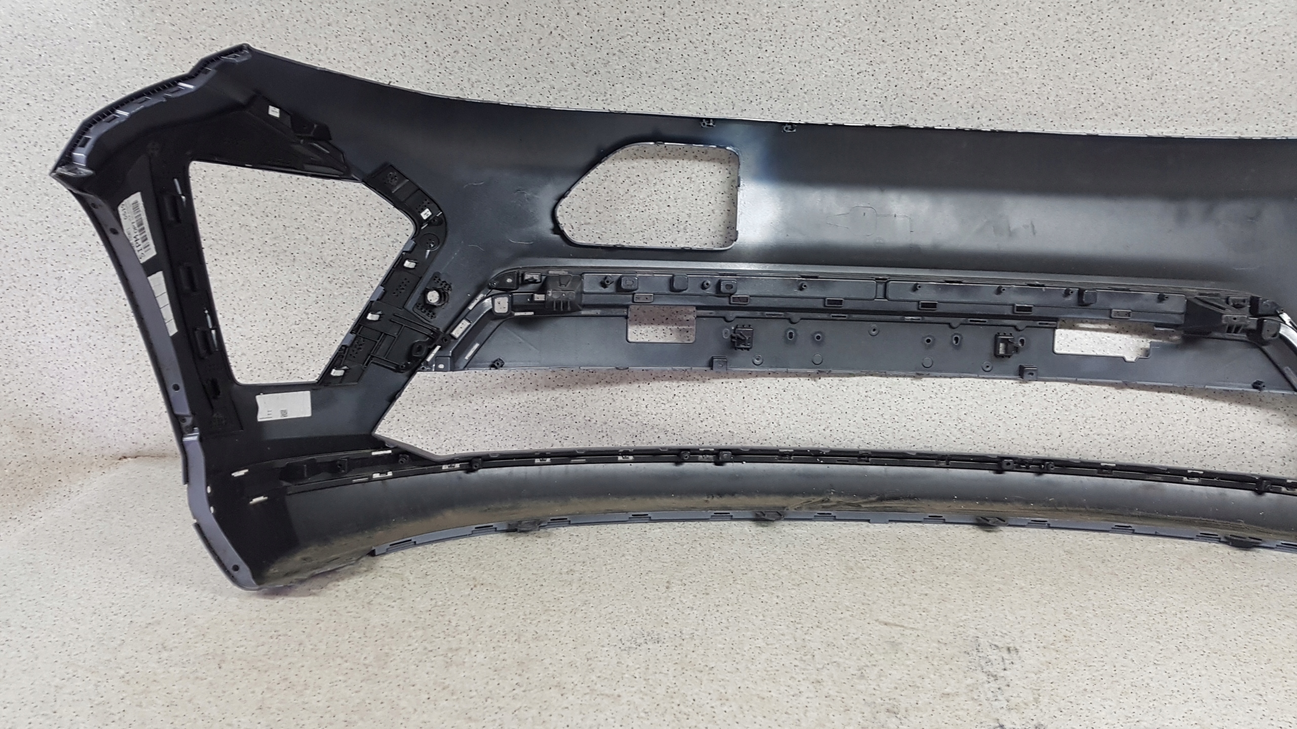 HYUNDAI KONA 2 II EV 2024 - bumper front 2385