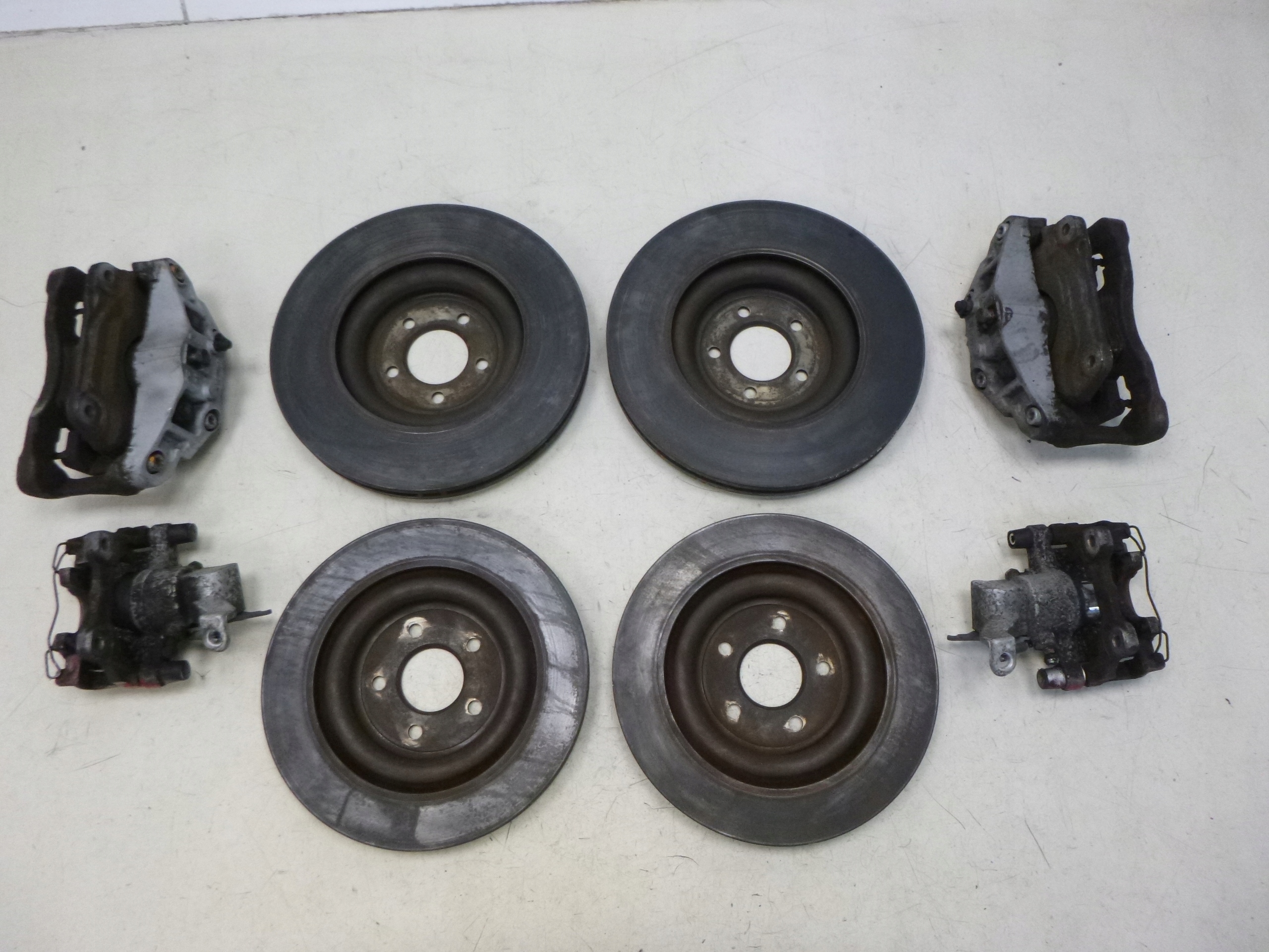 JAGUAR XJ X351 discs brake calipers KOMPLET
