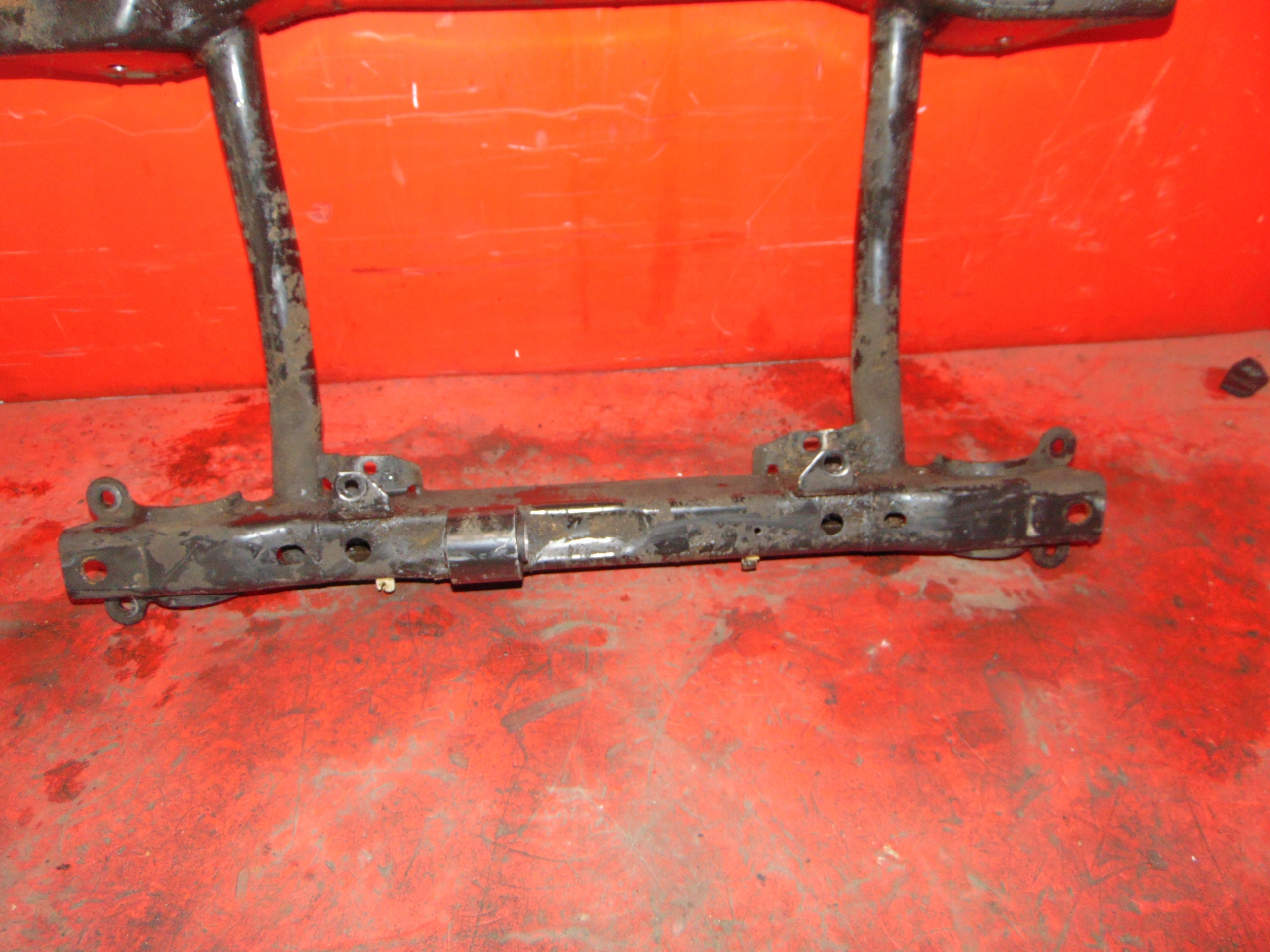 MERCEDES ML W163 axle beam subframe axle beam TRAWERS front