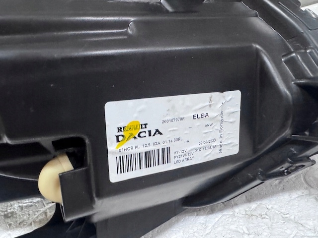 light right Dacia Sandero Jogger Full Led 2023 Biala