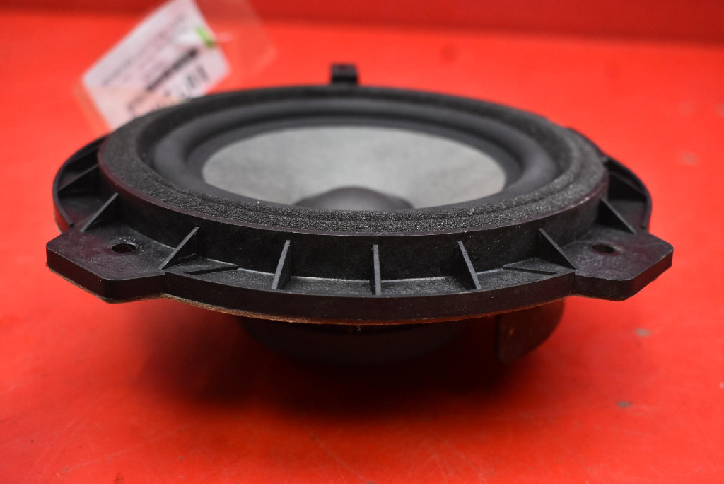 speaker left front 89300-35010 SSANGYONG TIVOLI 1 and 16-21