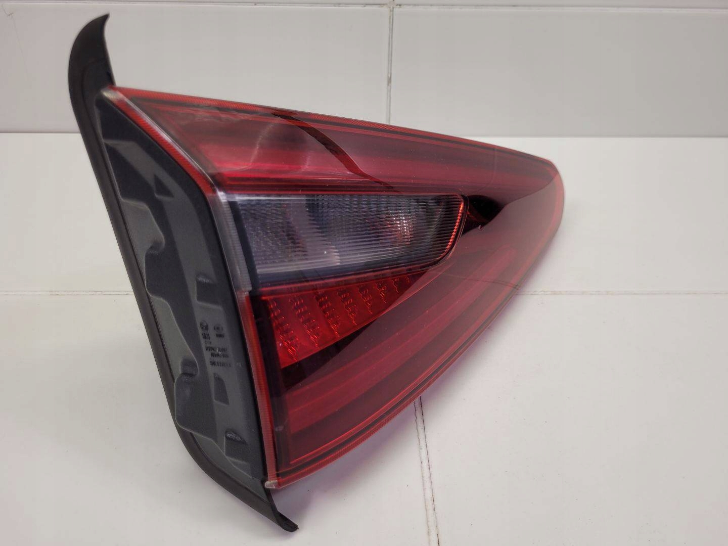 light rear left side Alfa Romeo Stelvio 2017 20805999