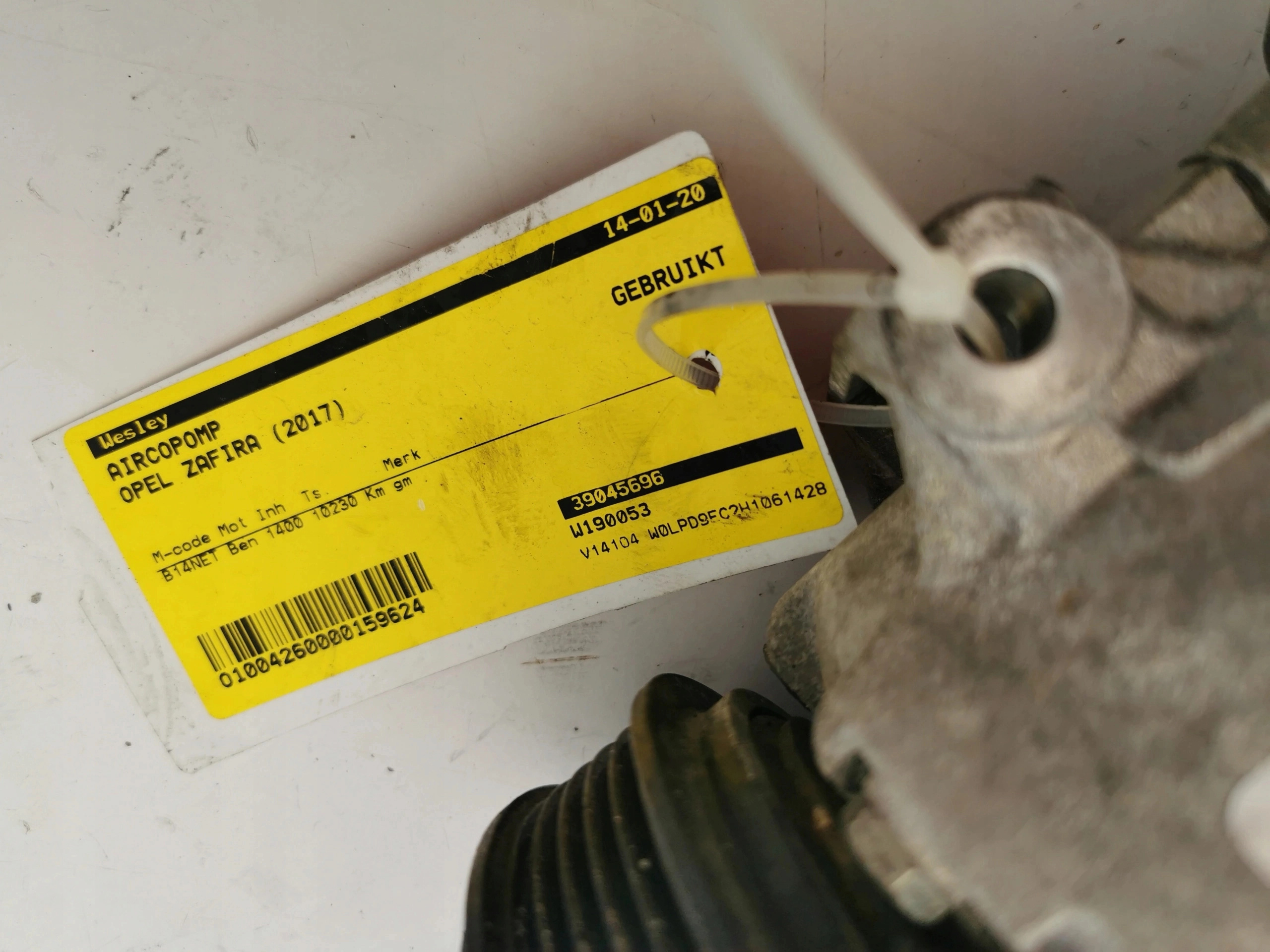 OPEL MERIVA B 1.6D 39045696 401575950 COMPRESSOR