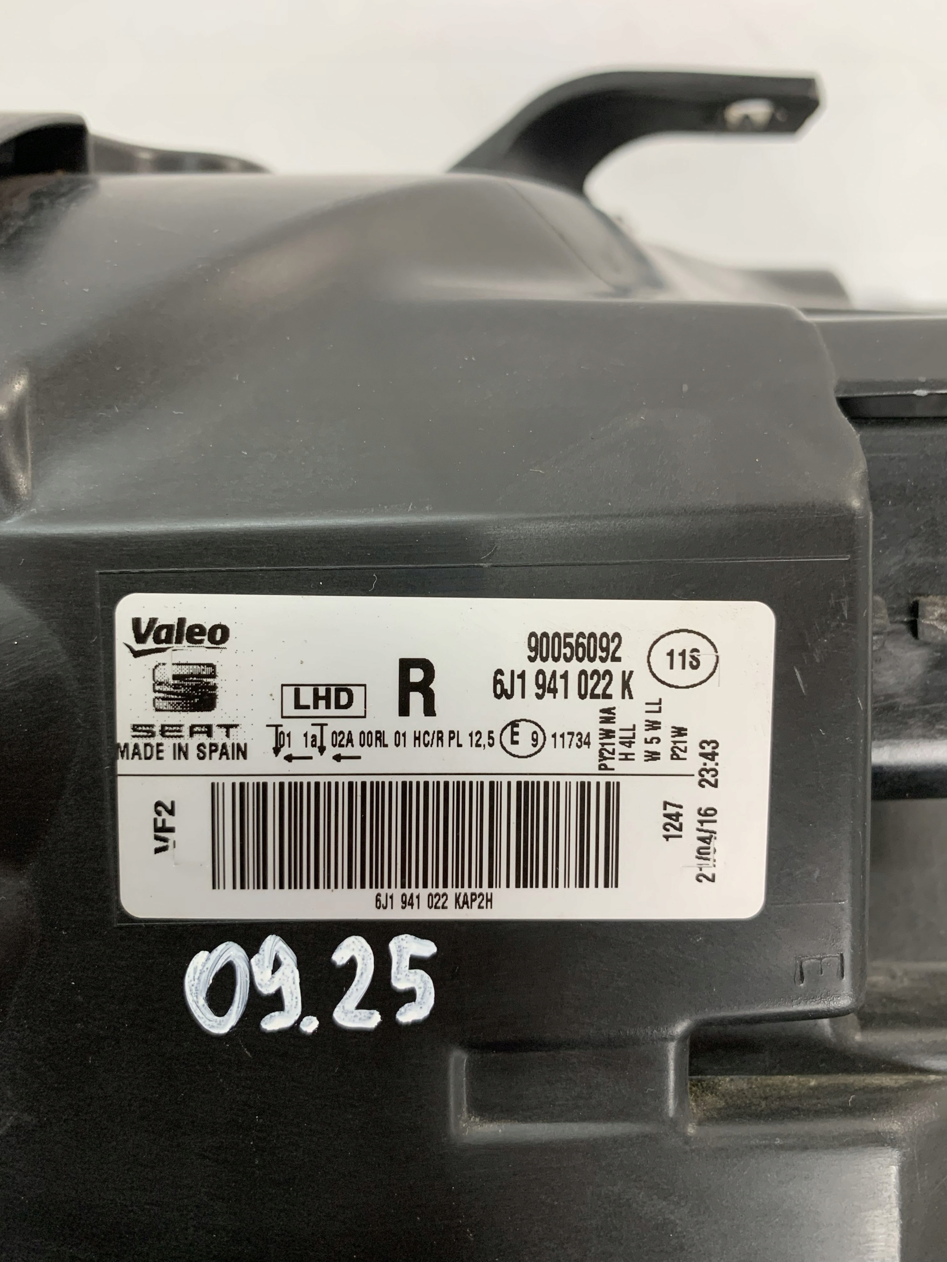 reflektor light front right Seat Ibiza 12-16r 6J1941022U 09.25