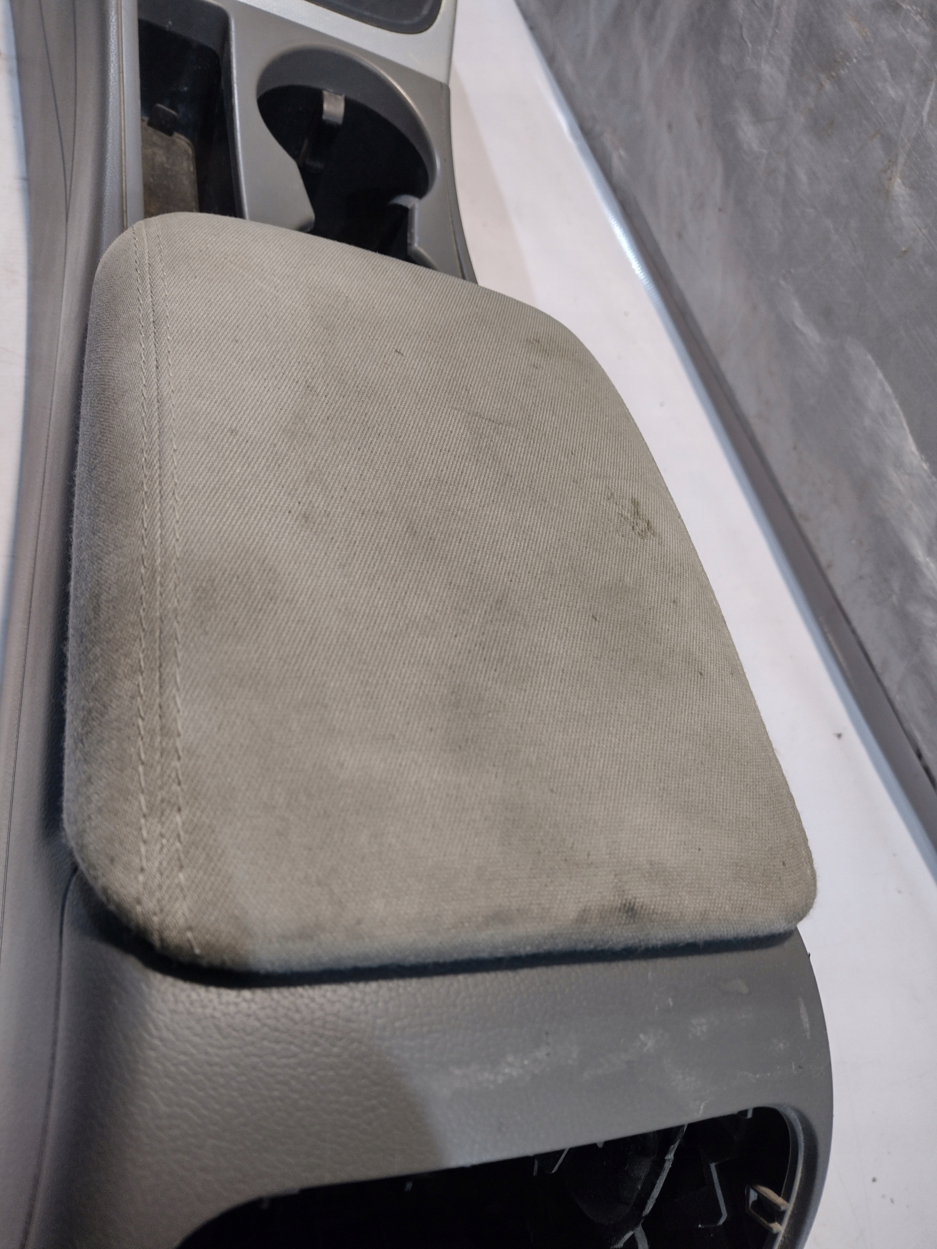 Tunel central armrest Audi A4 B8 ANGLIK OE 8K0864981