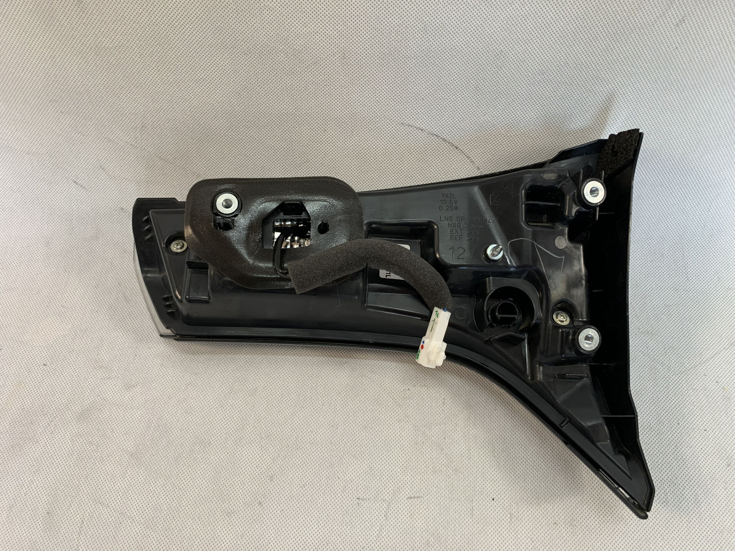 light left rear Suzuki SX-4 S-Cross 21r 2021 08.26
