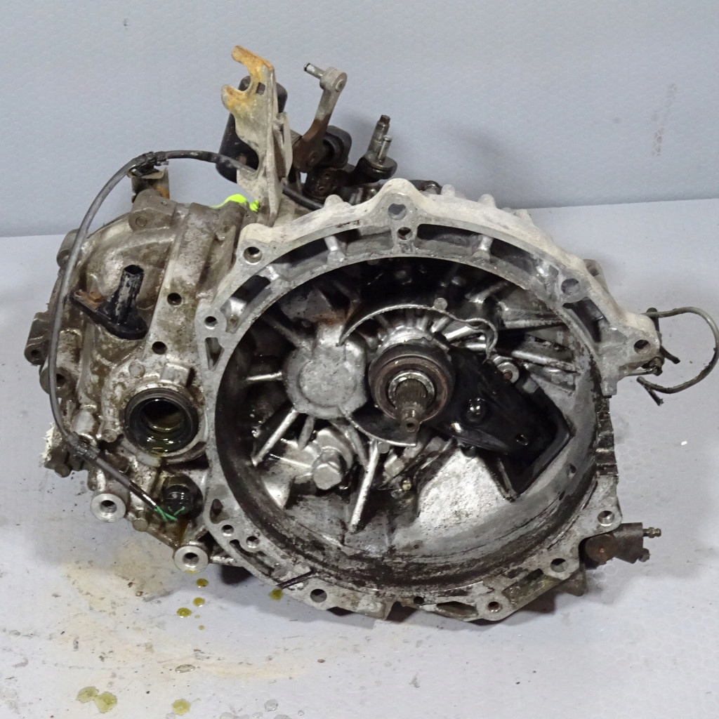 MAZDA 6 2.3B Getriebe MANUALNA