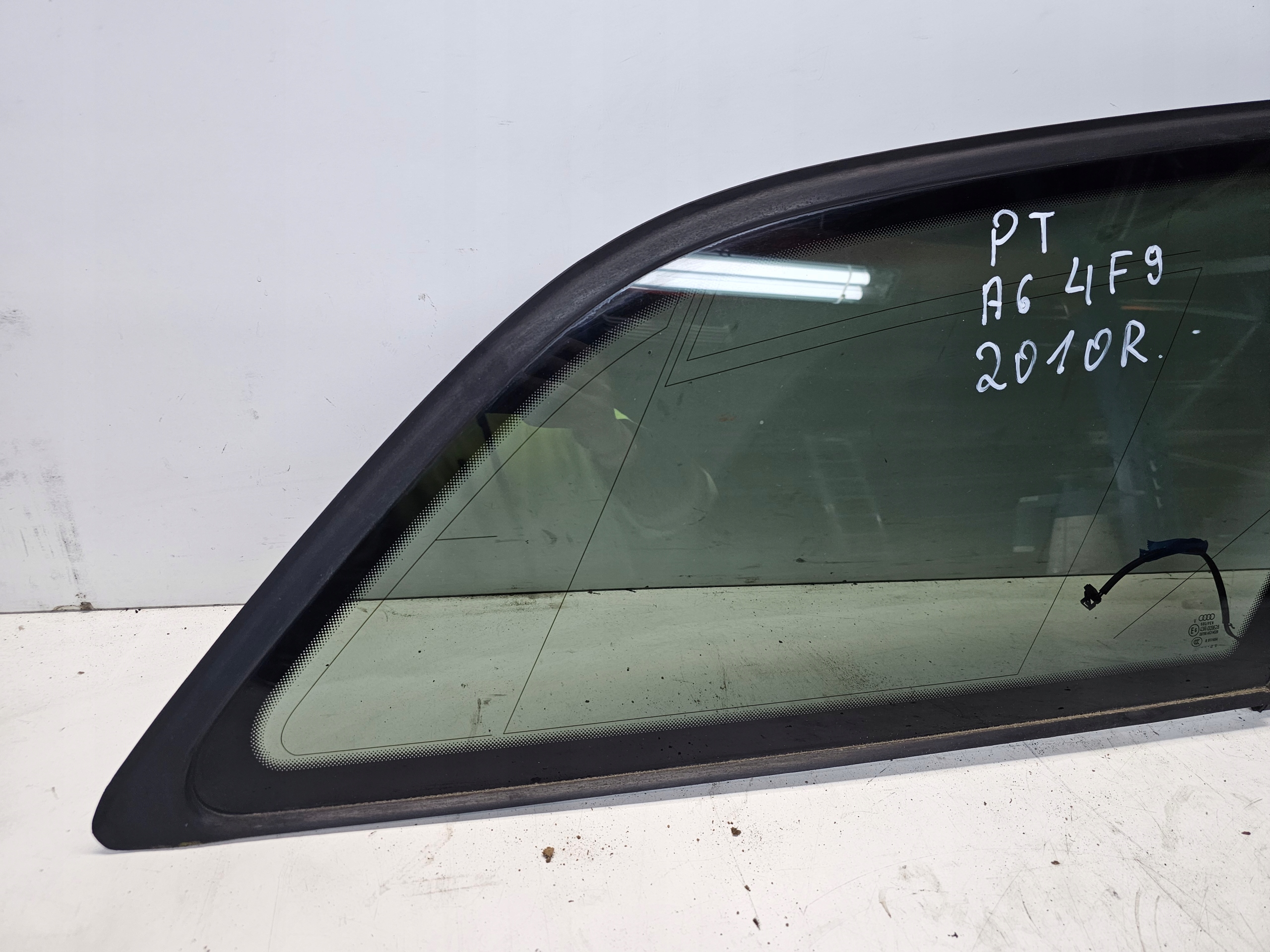 window bodywork right rear part AUDI A6 C6 4F9 AVANT 2010R