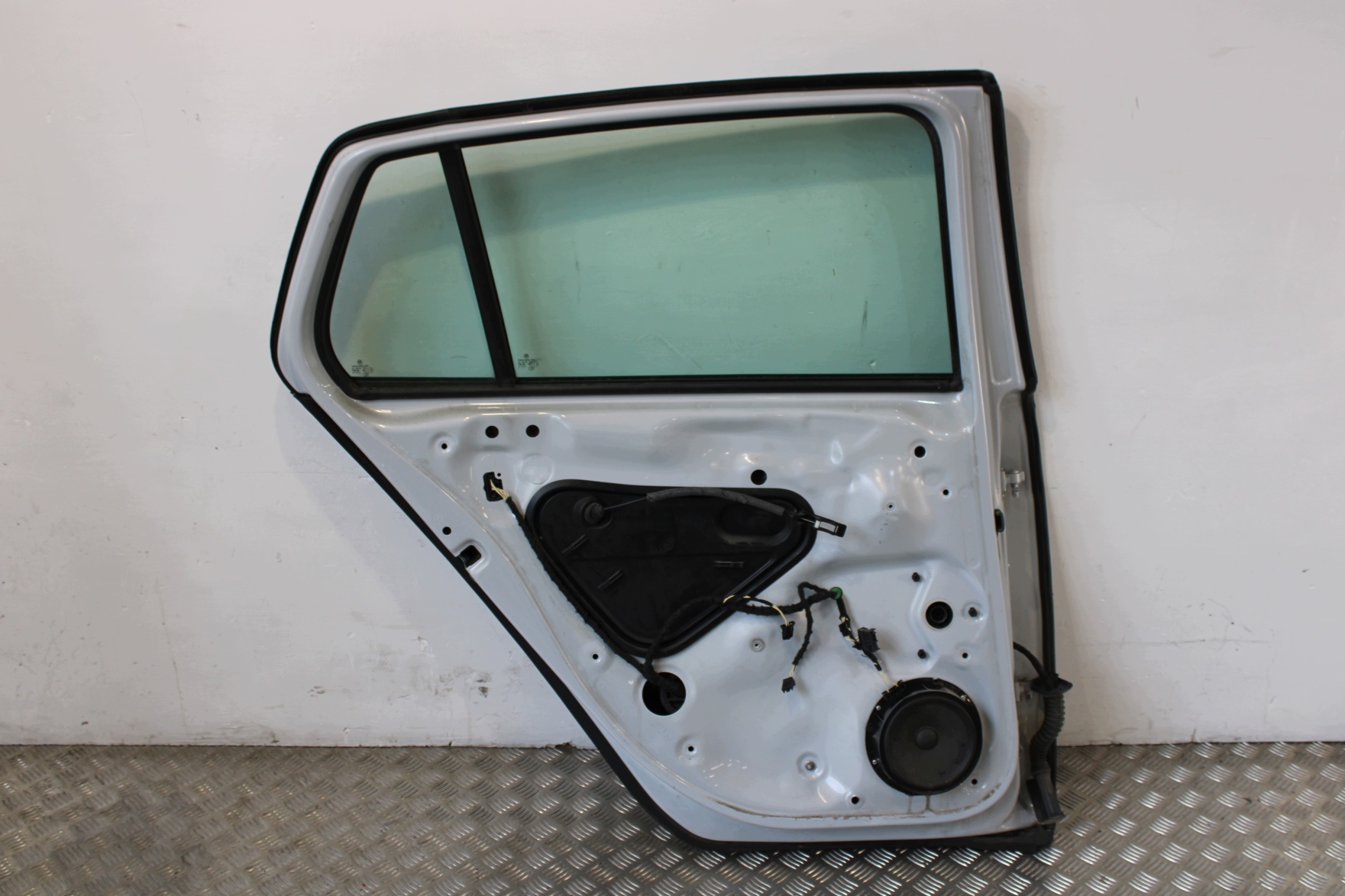 door left rear part left rear. complete VW GOLF VII 7 5G0 LIFT