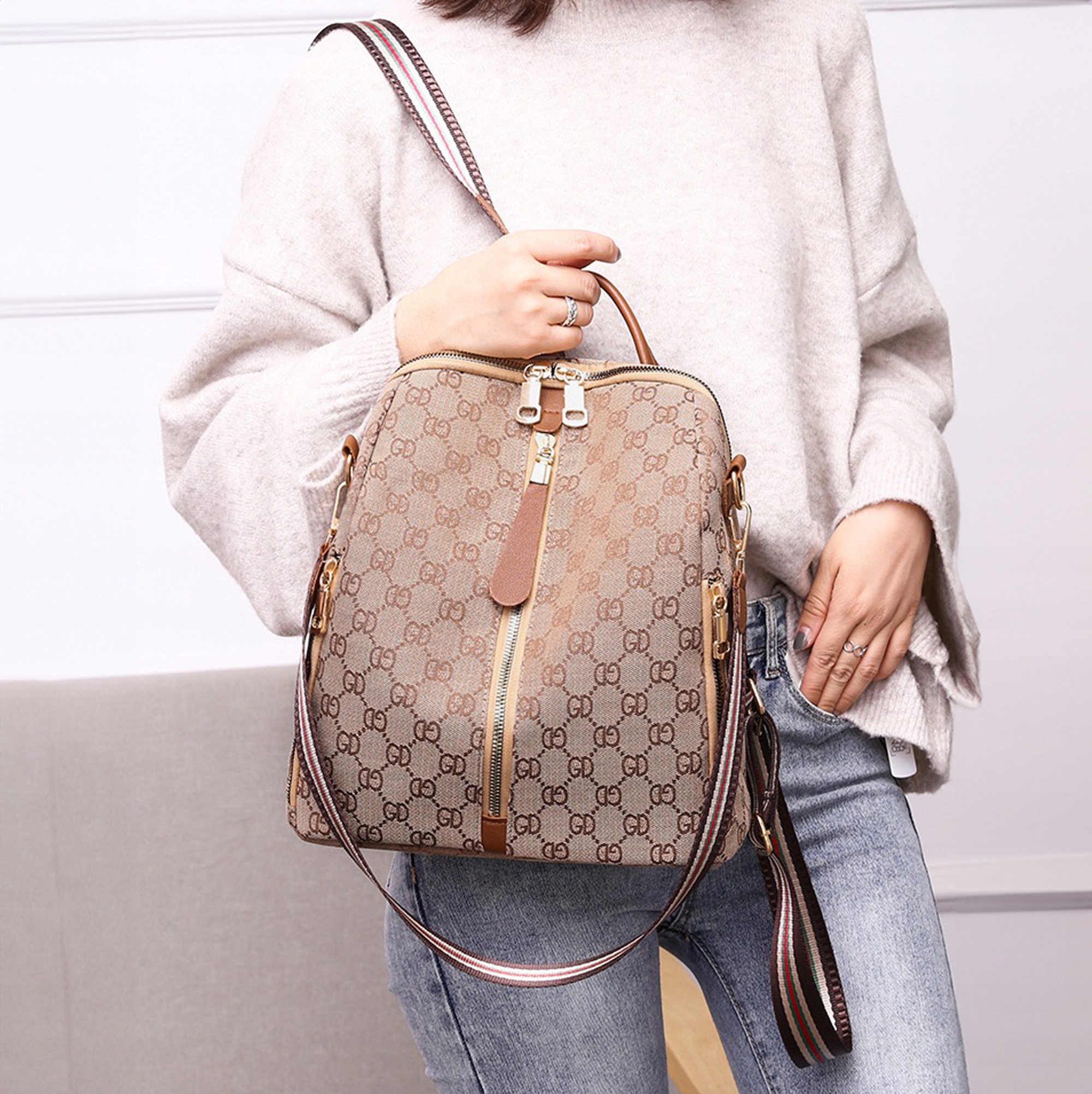 Plecak miejski damski 2w1 torebka ze wzorem brązowy elegancki Materiał dominujący inny