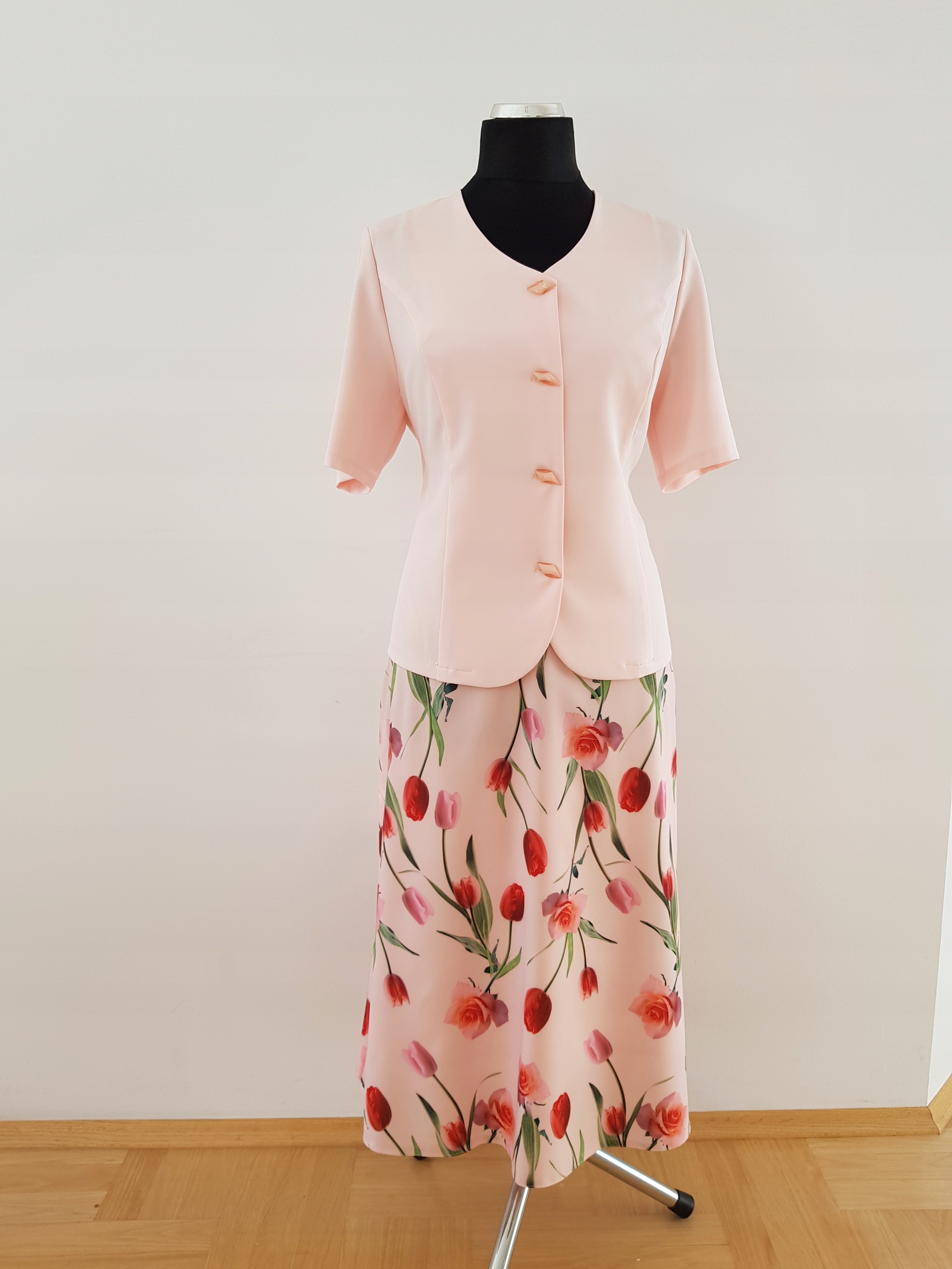 Krásná Garsonka 40 42 44 46 48 50 52 54 56 58 60