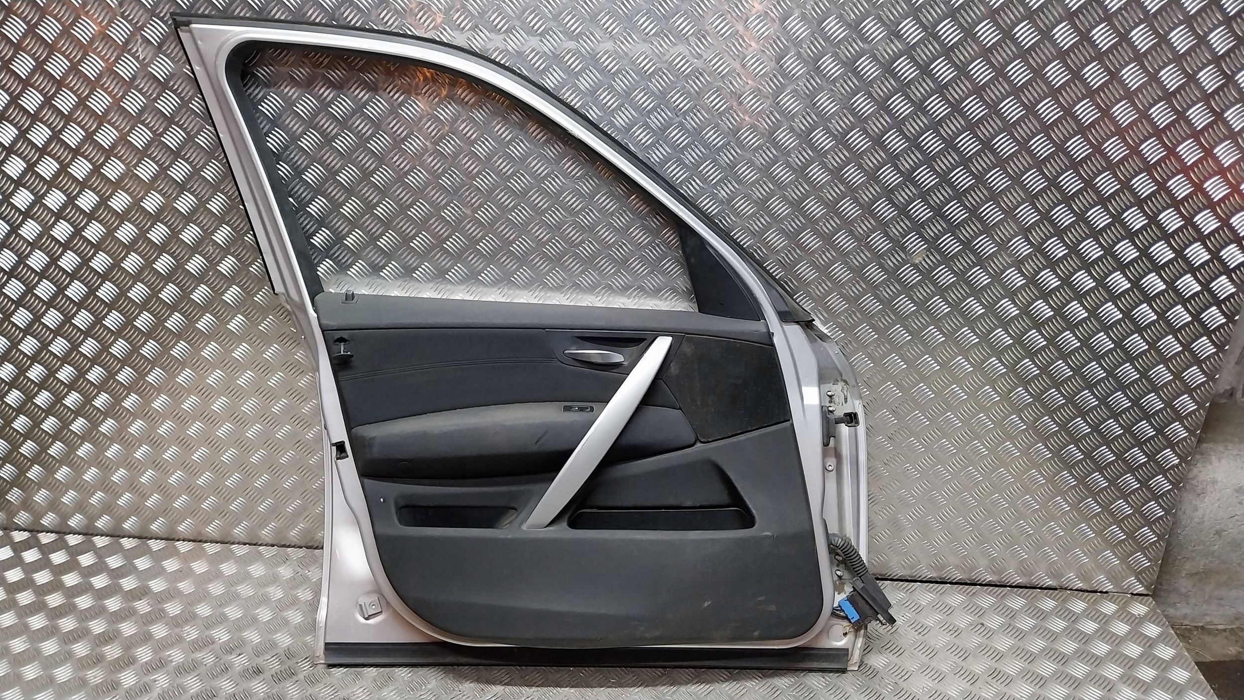 Tür vorne links BMW X3 E83 03