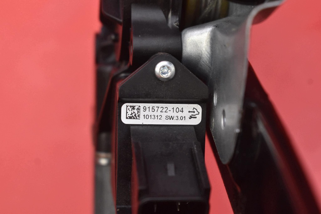 window regulator right front EU 13260138 OPEL ZAFIRA C TOURER 12-16