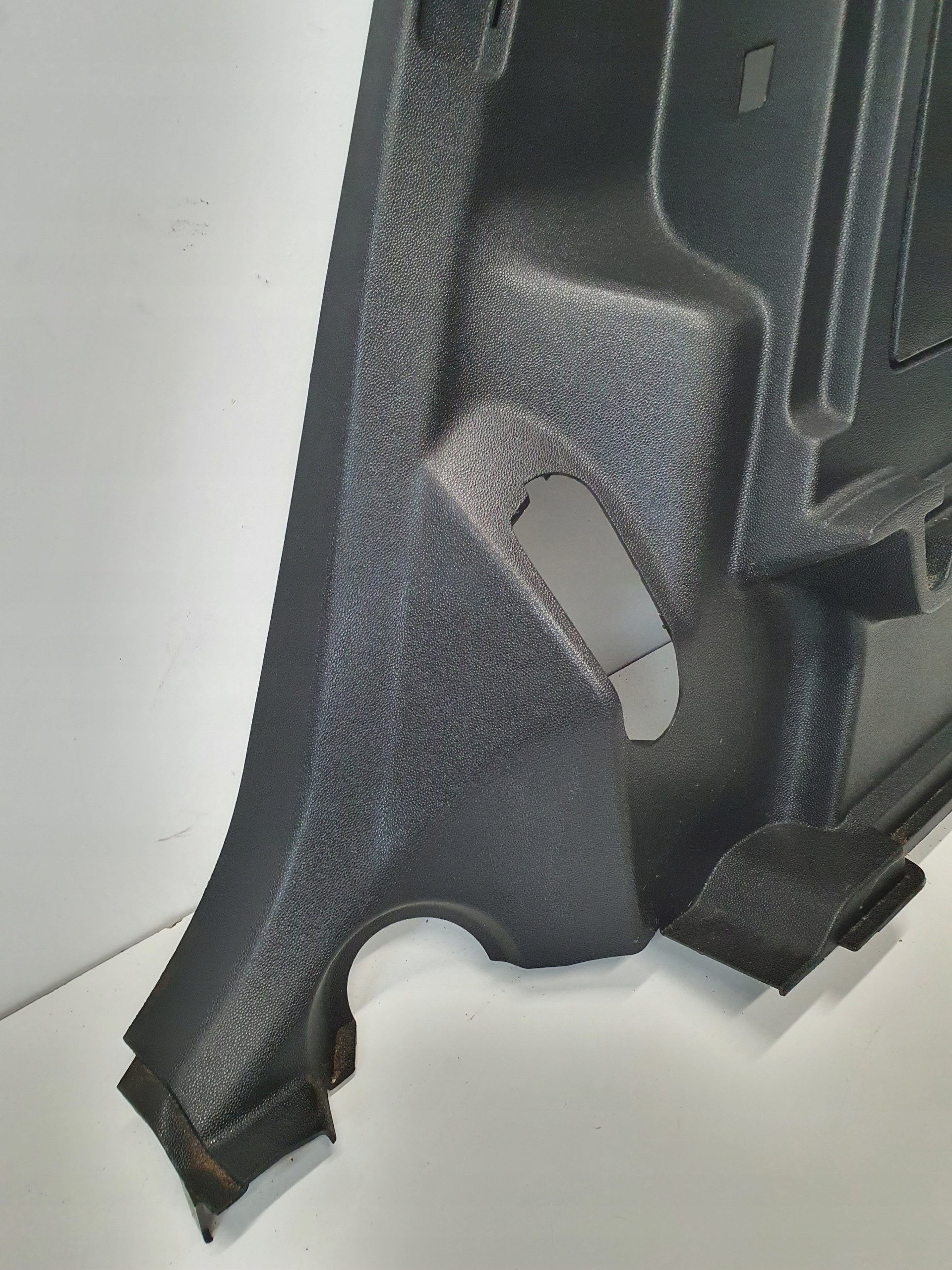 OPEL CORSA E 5D boot upholstery right