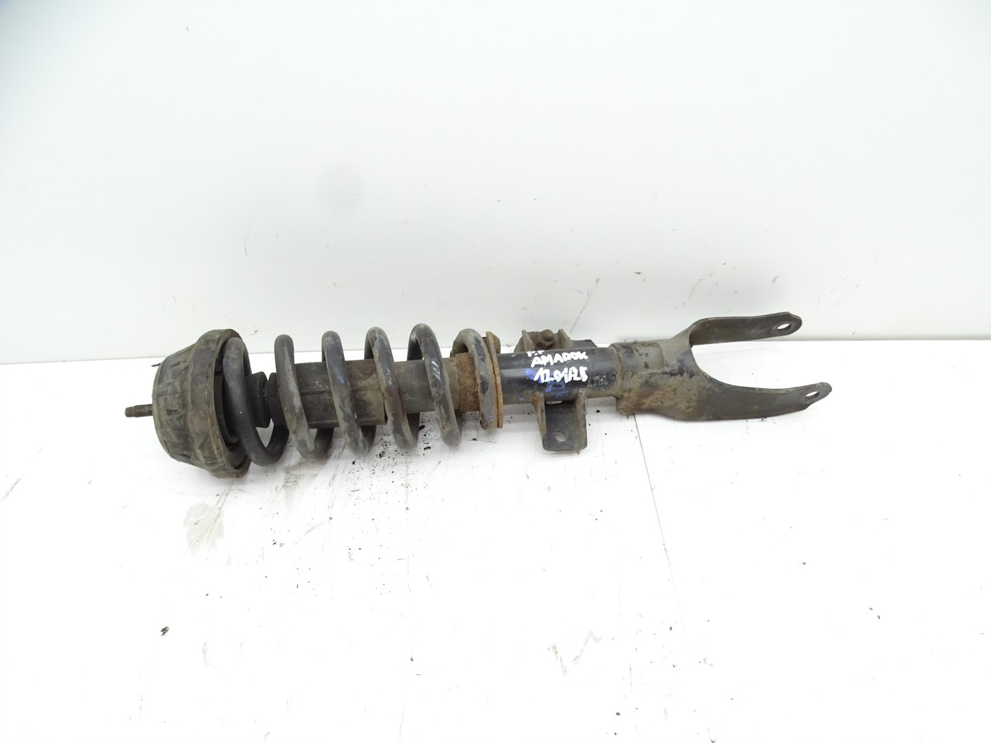 shock absorber spring McPherson front front VW AMAROK 2.0 TDI 2H0412021BJ