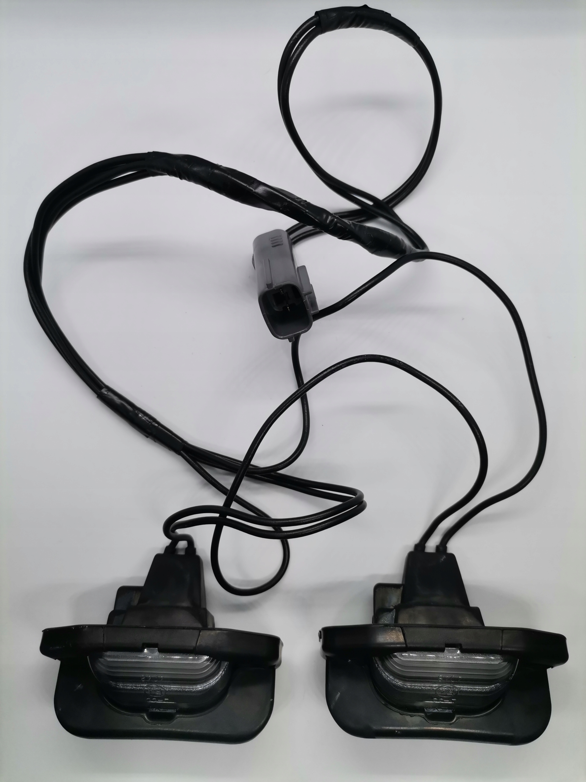 5077953 - ЛАМПА НОМЕРНОГО ЗНАКА FORD RANGER