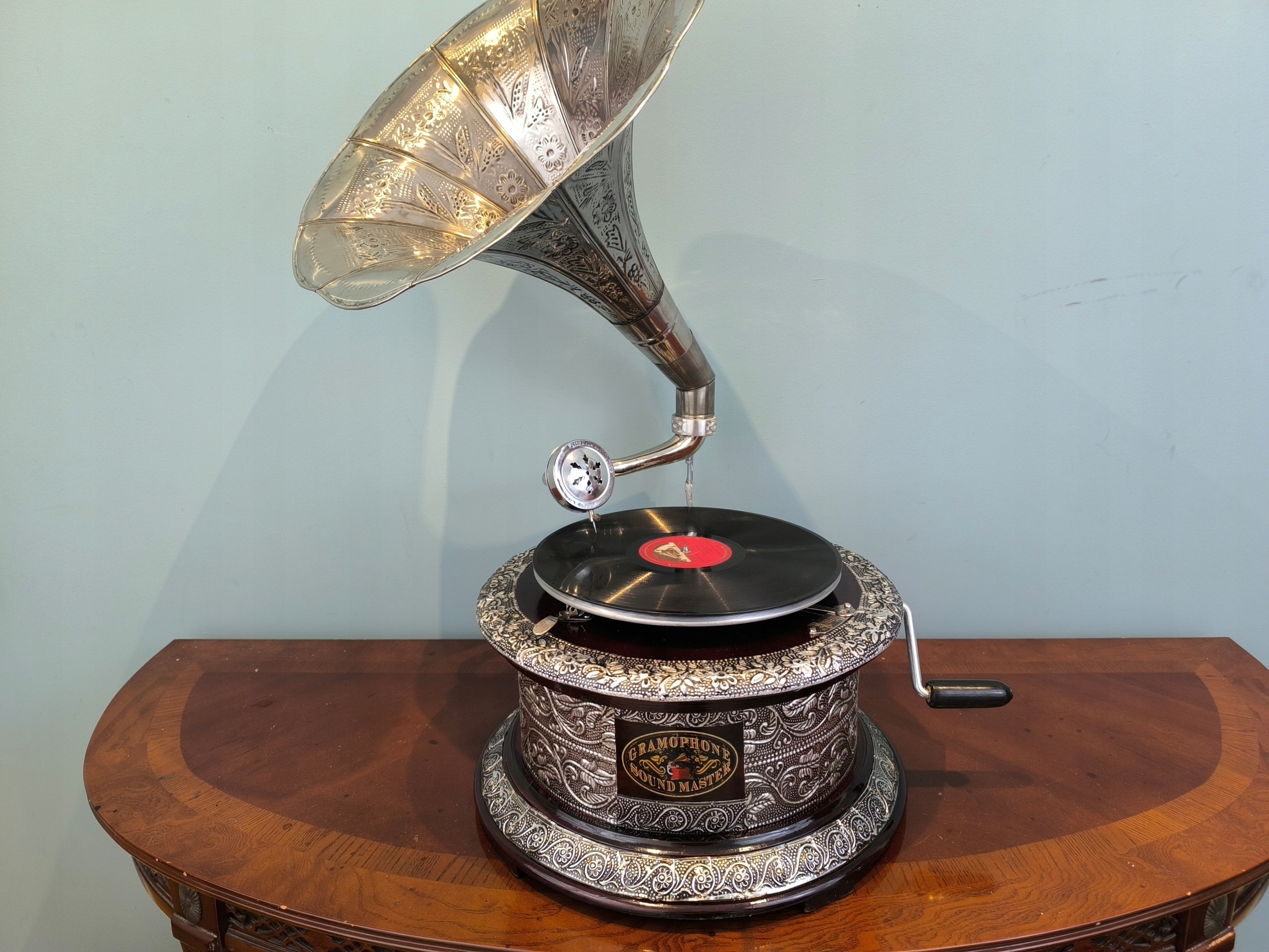 PIĘKNY UNIKALNY PATEFON, POLECAM