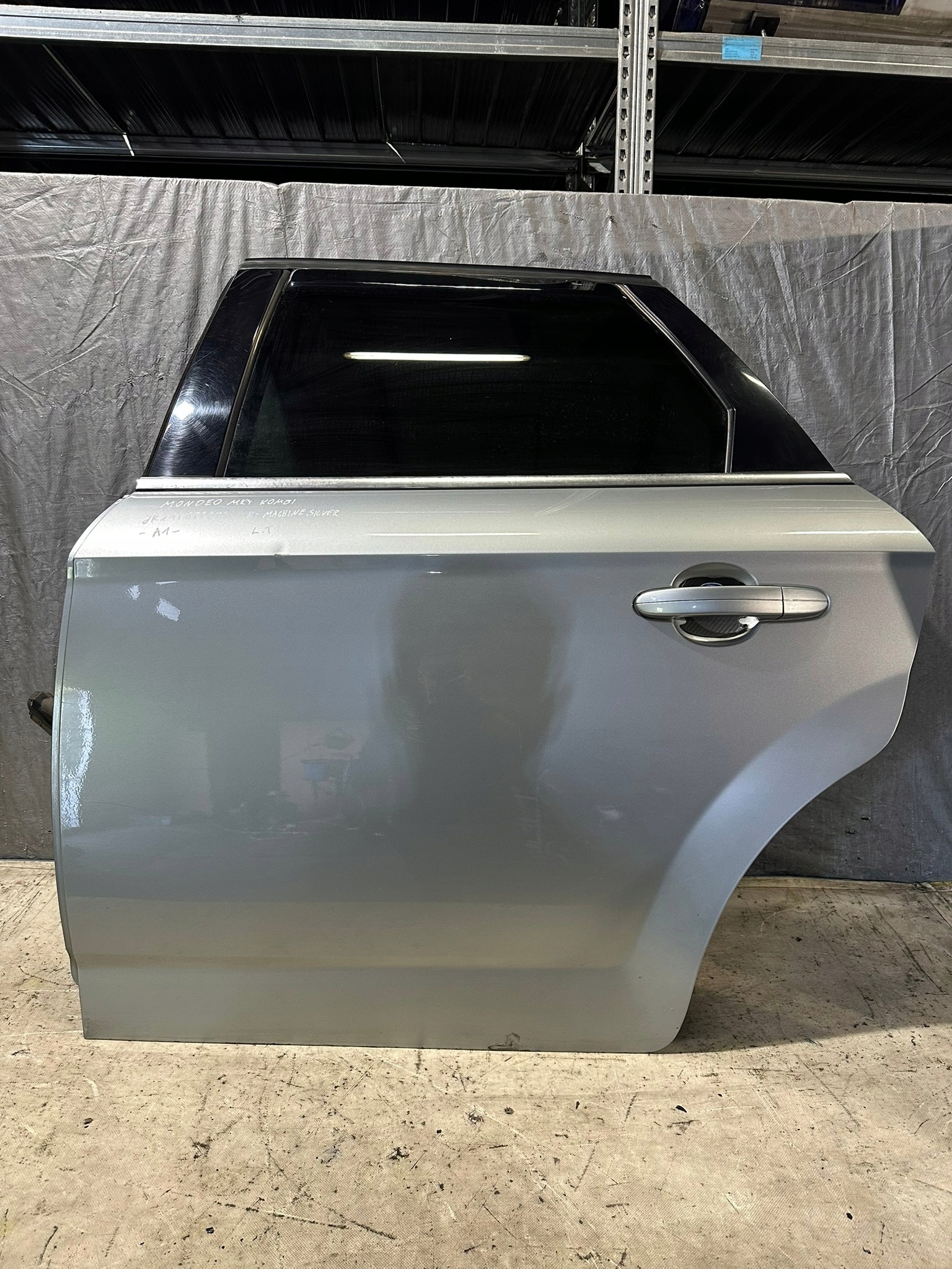 Tür links heck FORD MONDEO MK4 KOMBI K: MACHINE SILVER