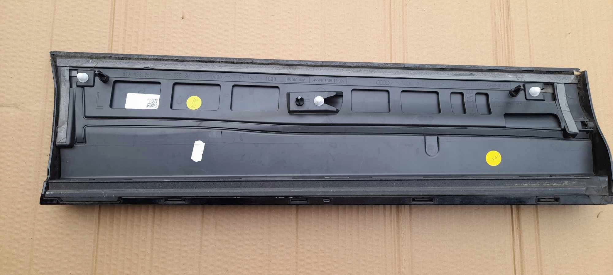 moulding door left rear part AUDI Q2 81A 81A853969A