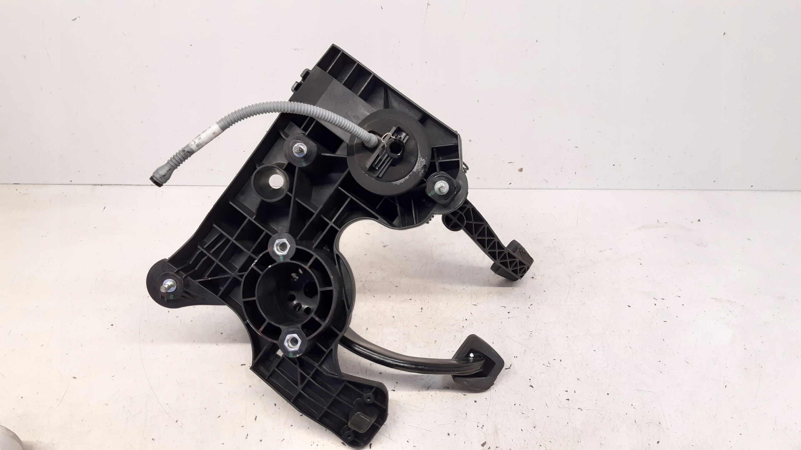 pedals kpl 39117364 Opel Astra K