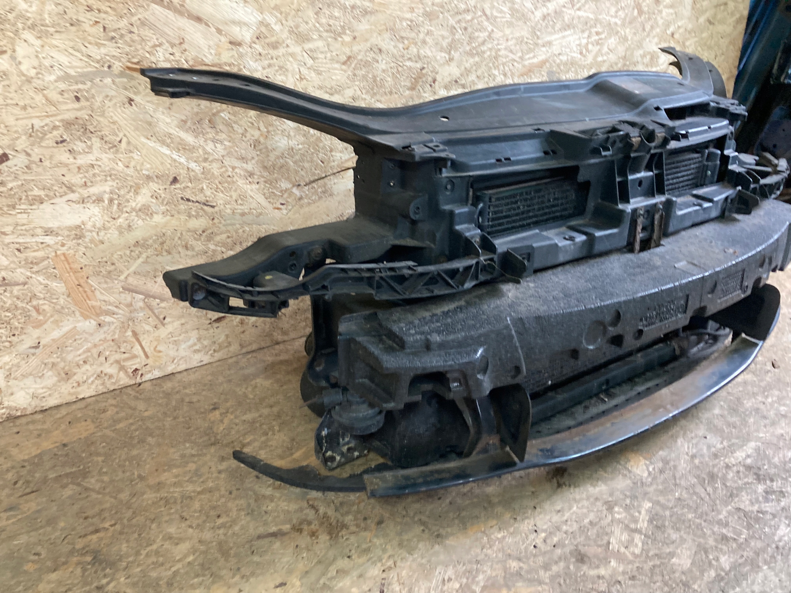 Pas przedni chłodnice VW EOS 2.0FSI Typ samochodu Samochody osobowe