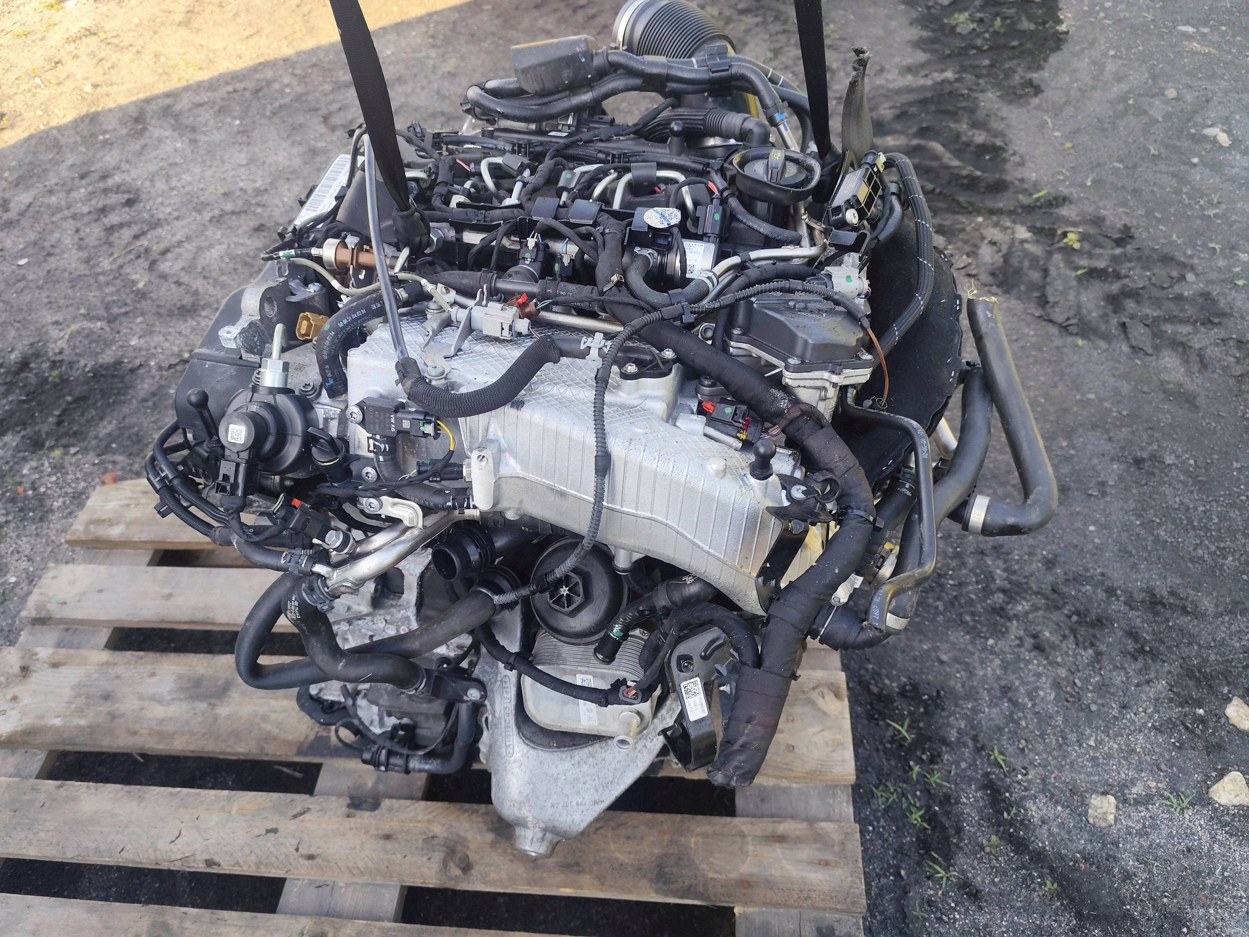 AUDI Q5 II 80A 2.0 TDI engine complete DTP DEMONTAZ